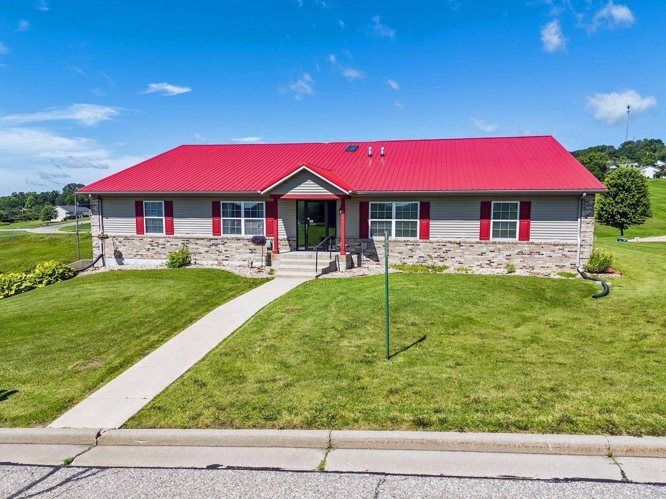 Hillsboro, WI 54634,517 Darcy Drive