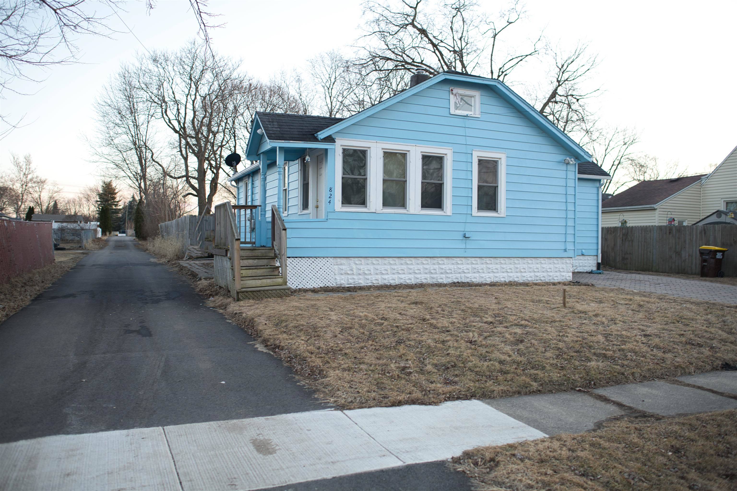 Belvidere, IL 61008,824 Allen Street