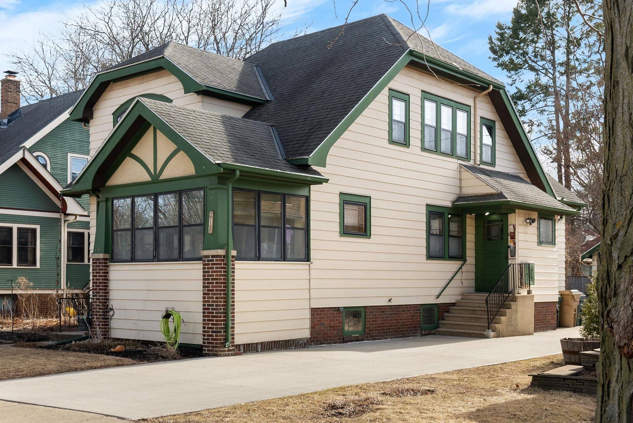 Madison, WI 53703,612 S Thornton Avenue #2