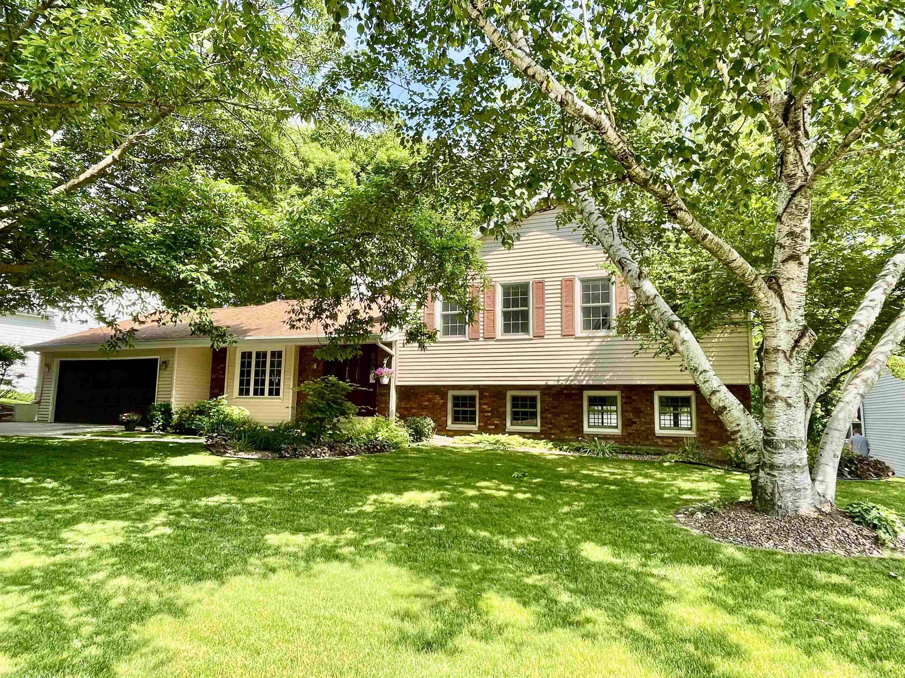Janesville, WI 53548,2502 Galahad Way