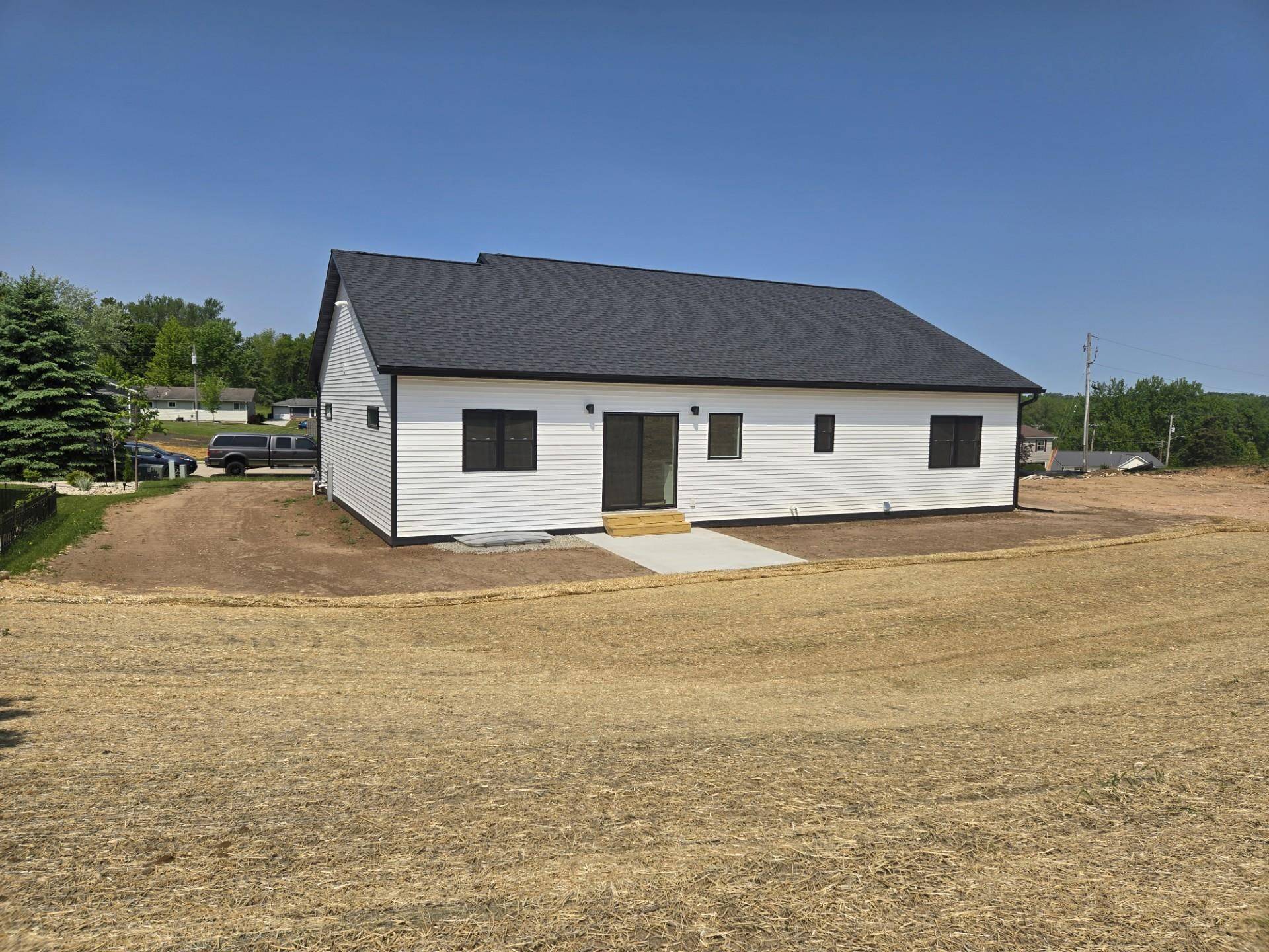 Markesan, WI 53946,460 Hollander Street