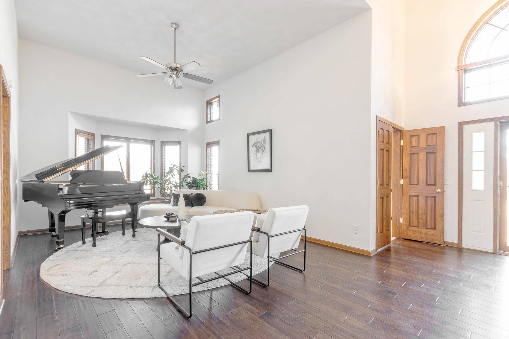 Sun Prairie, WI 53590,6787 MOON LIGHT Circle
