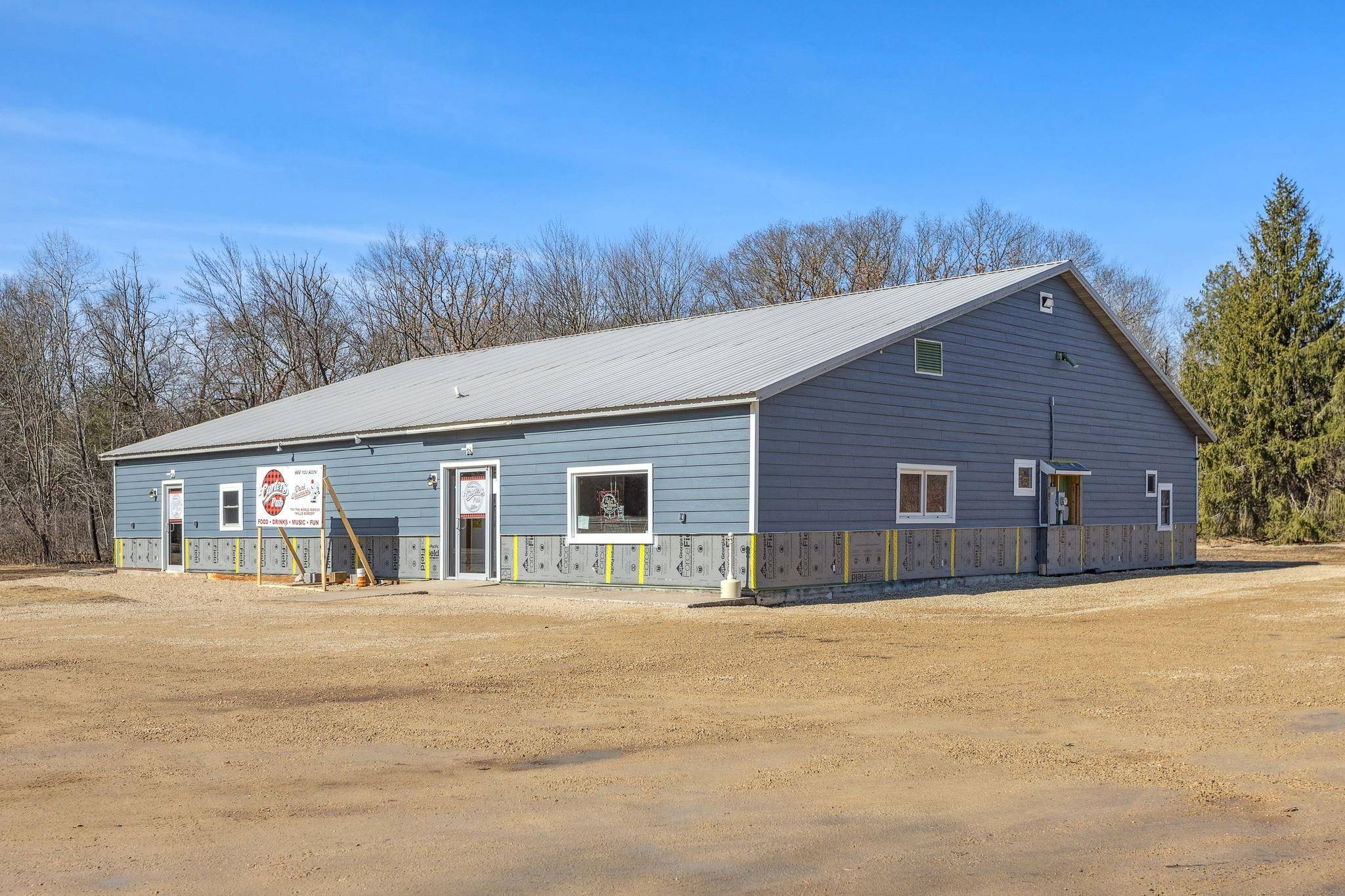 New Lisbon, WI 53950,N7405 Highway 80