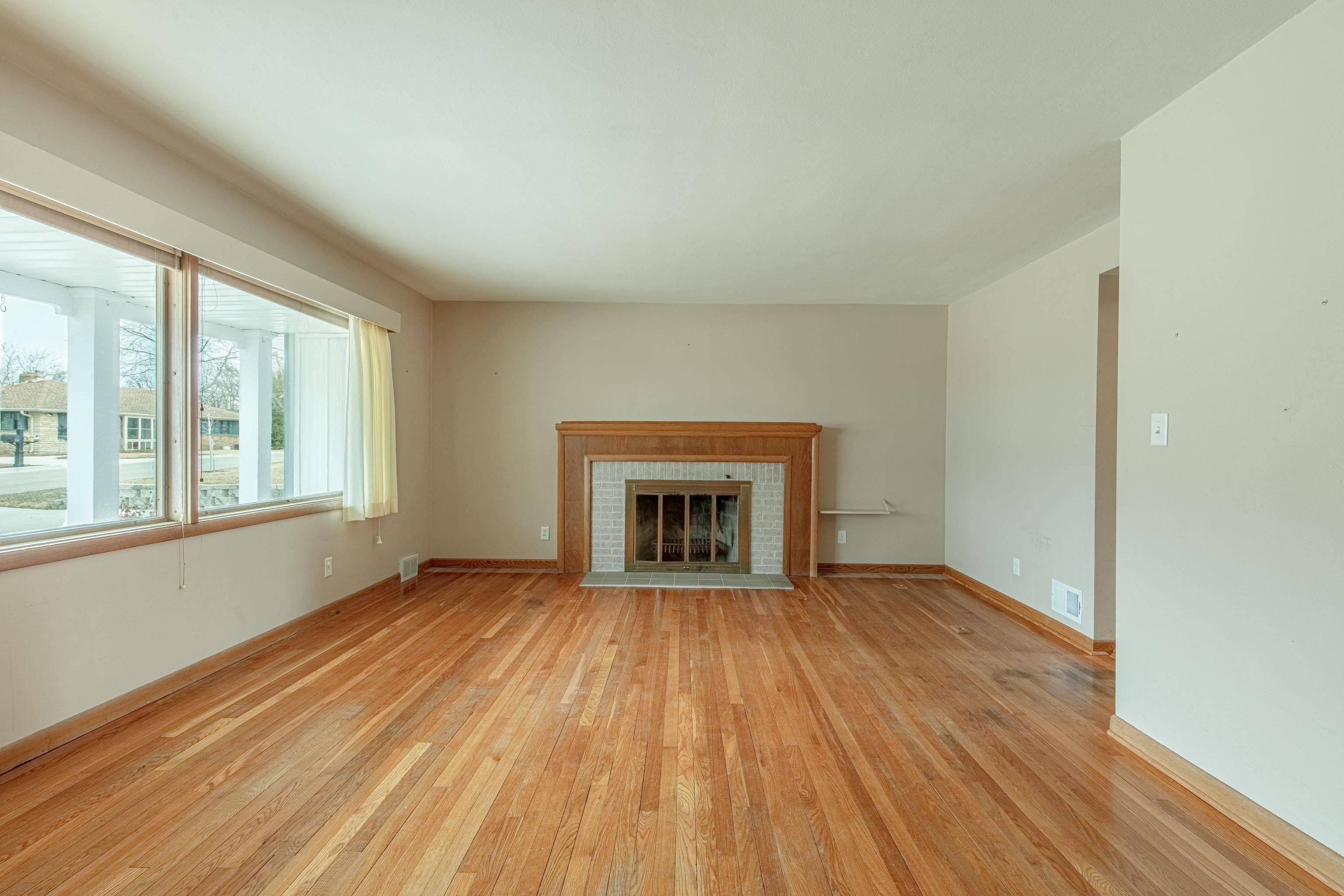 Monroe, WI 53566,1718 Country Lane