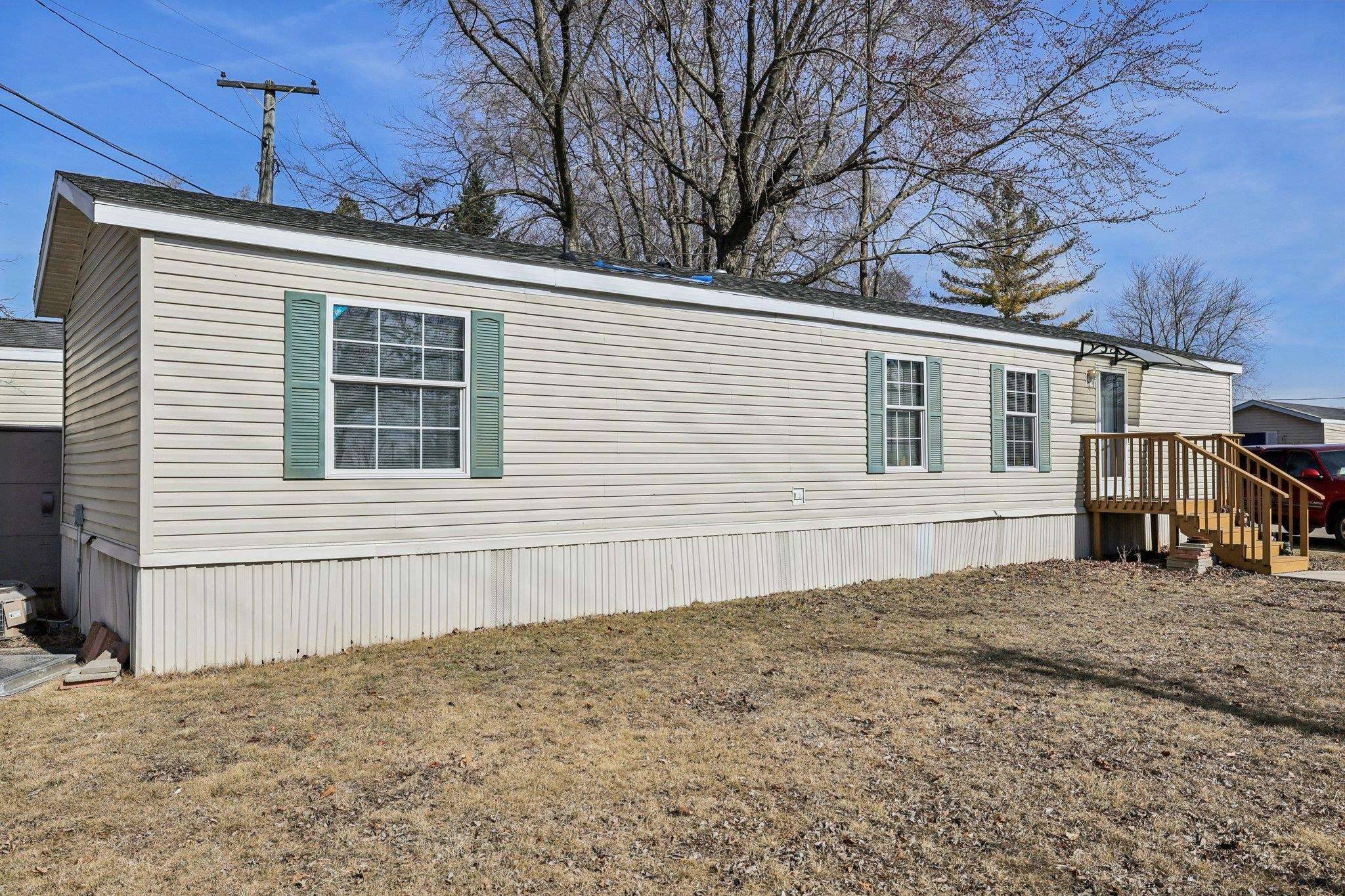 Lake Mills, WI 53551,855 E Lake Street #35