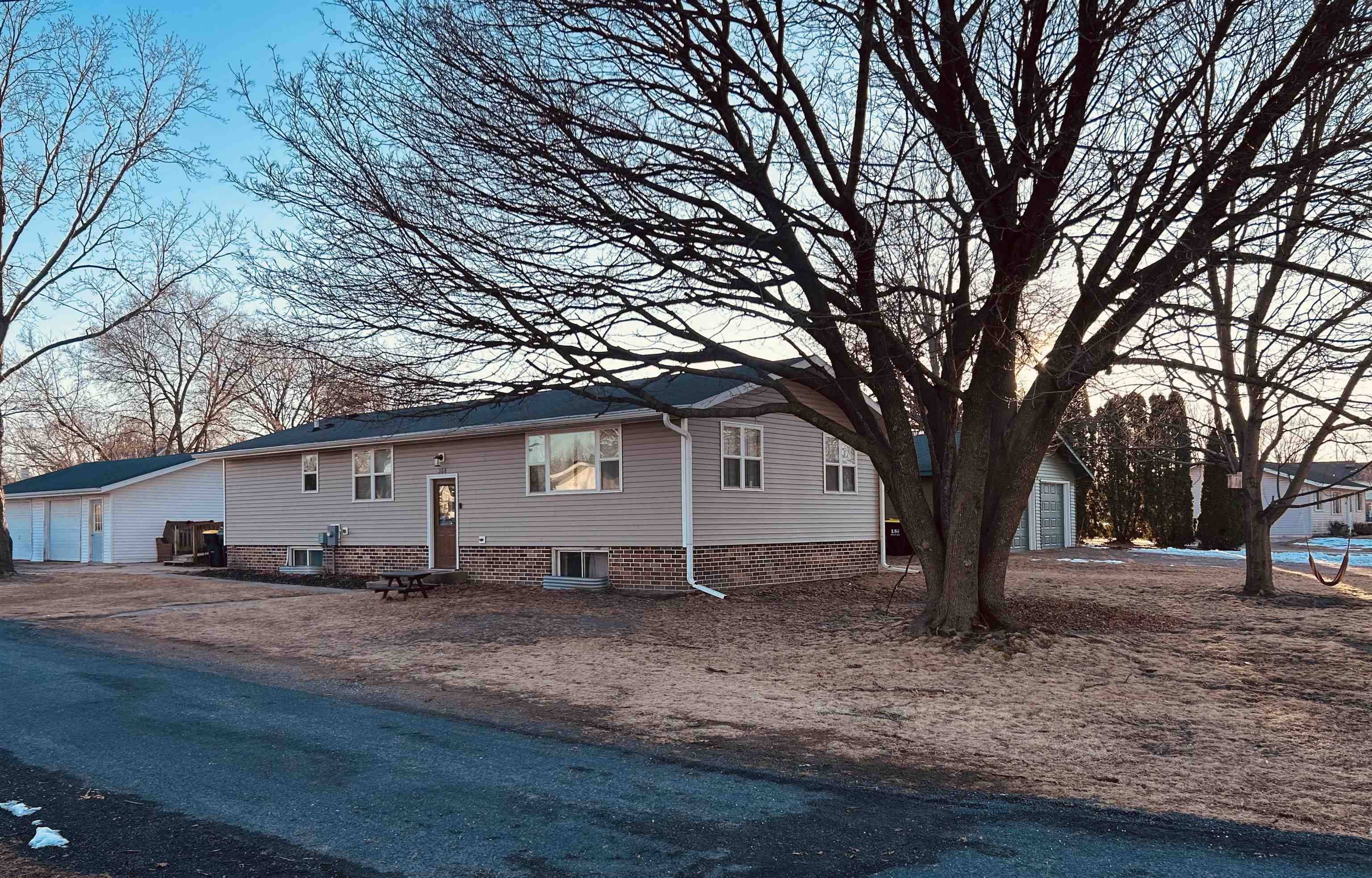 Mauston, WI 53948,308 Sherman Street