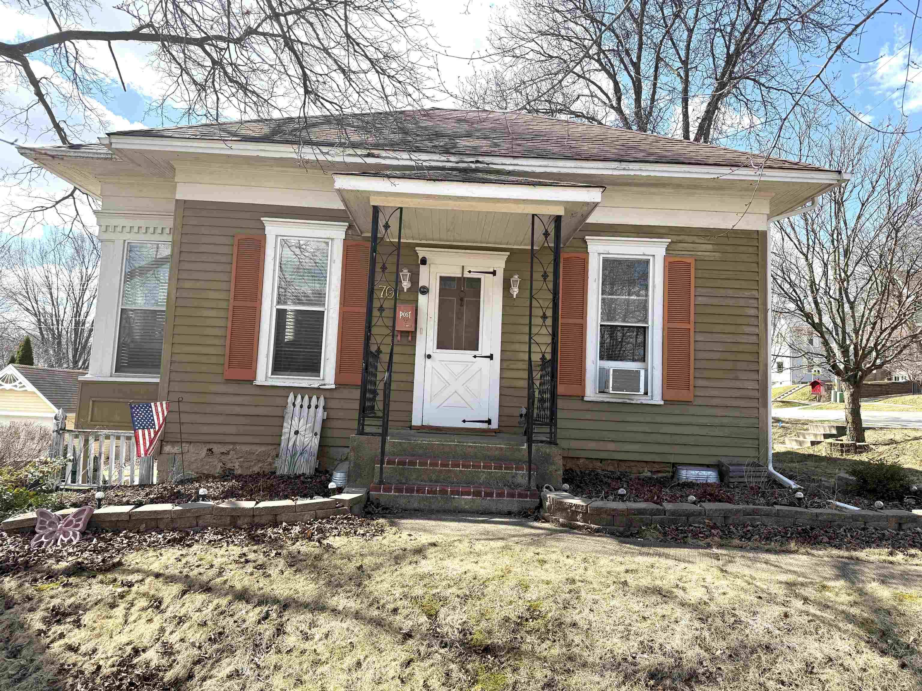 New Glarus, WI 53574,701 2nd Street