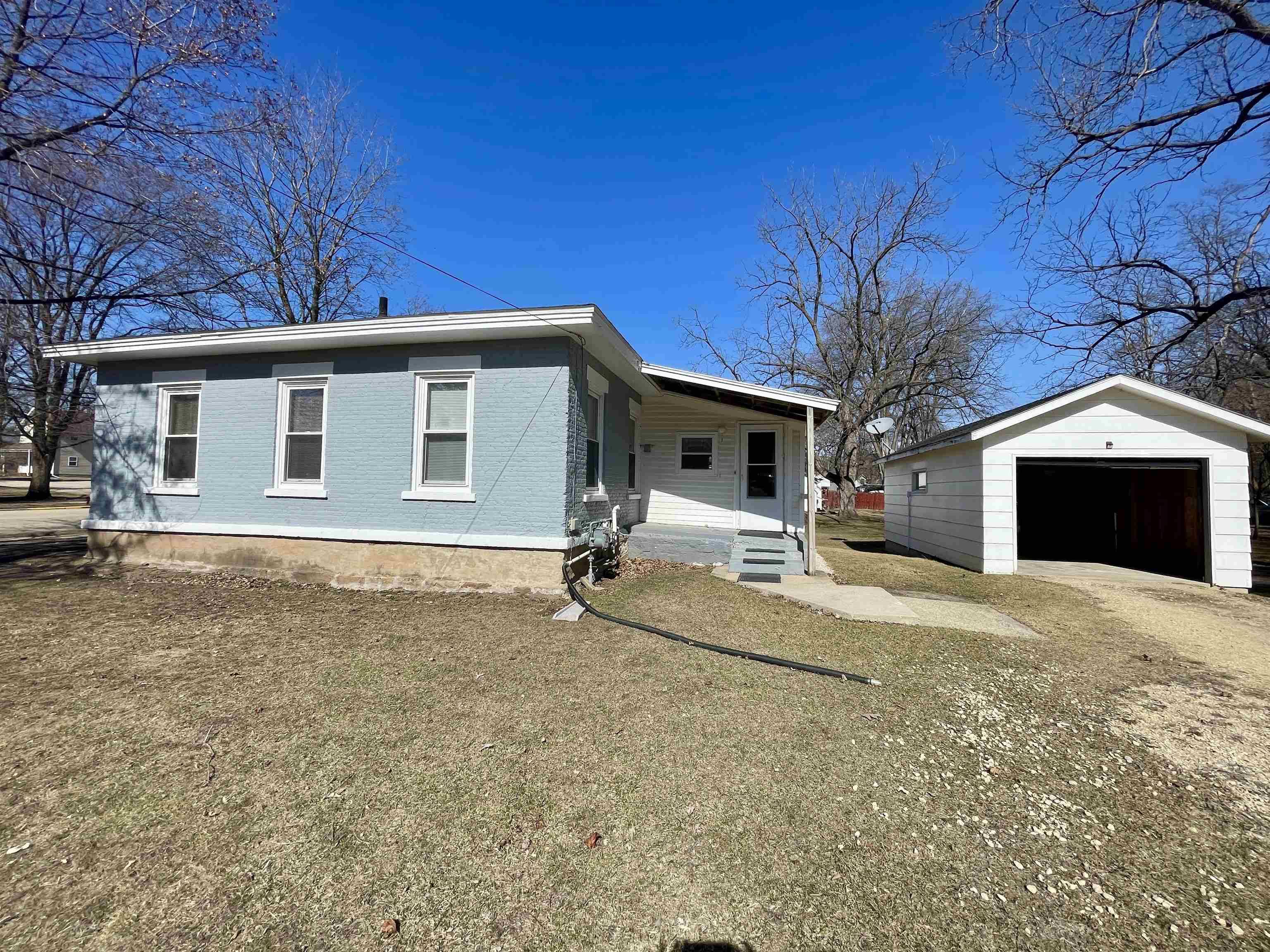 Albany, WI 53502,200 S Mechanic Street