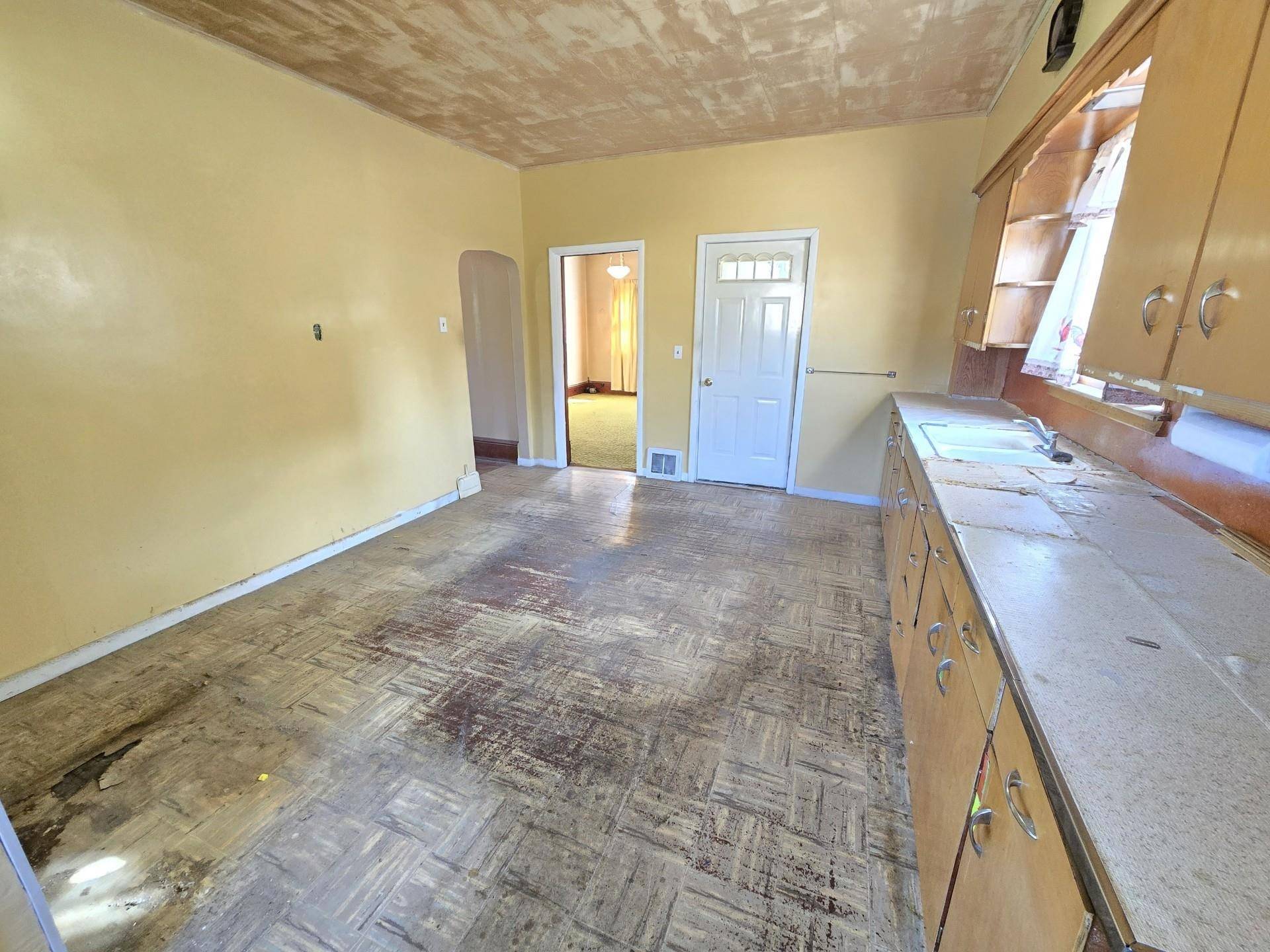 Markesan, WI 53946,111 N Margaret Street