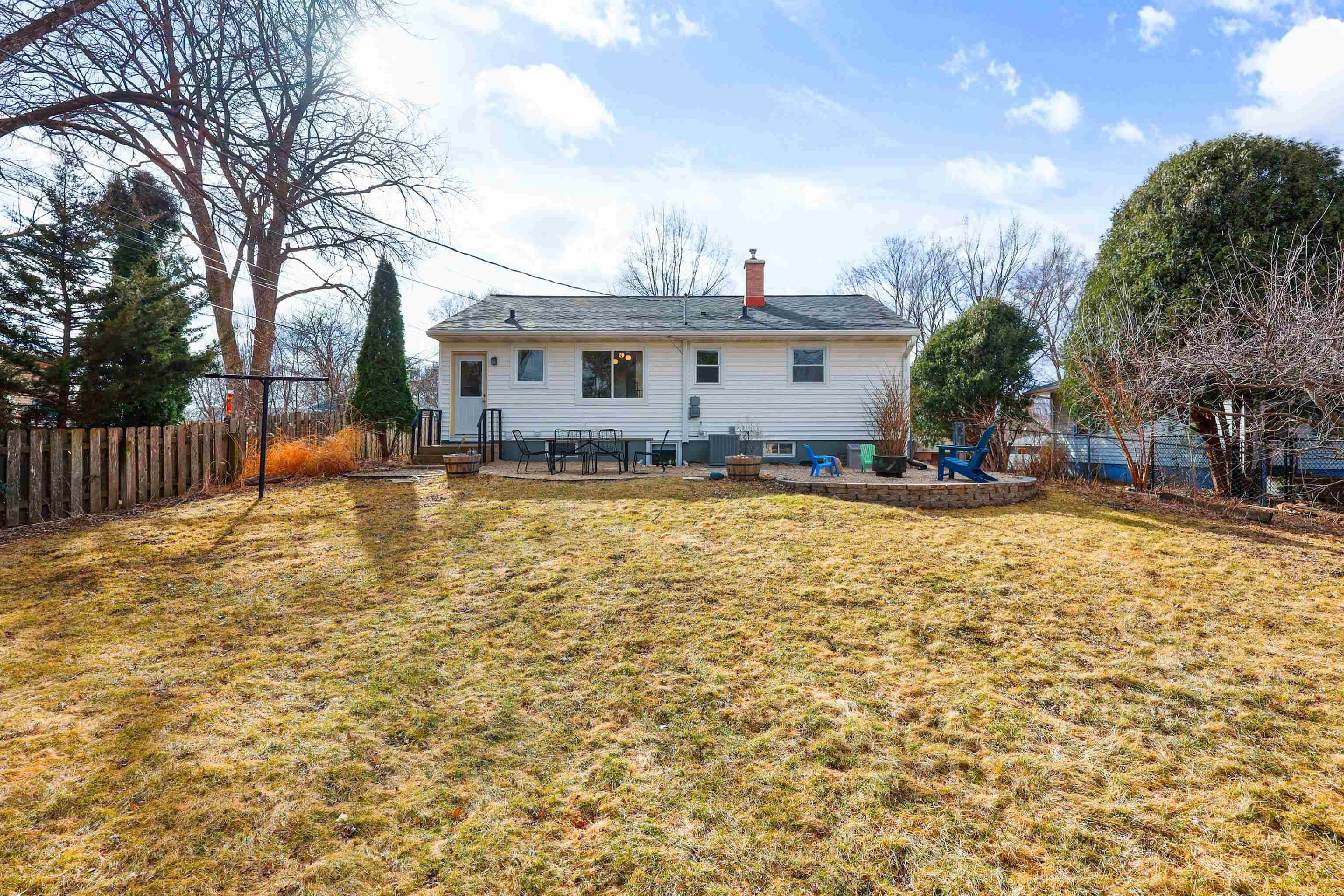 Madison, WI 53711,445 Rushmore Lane