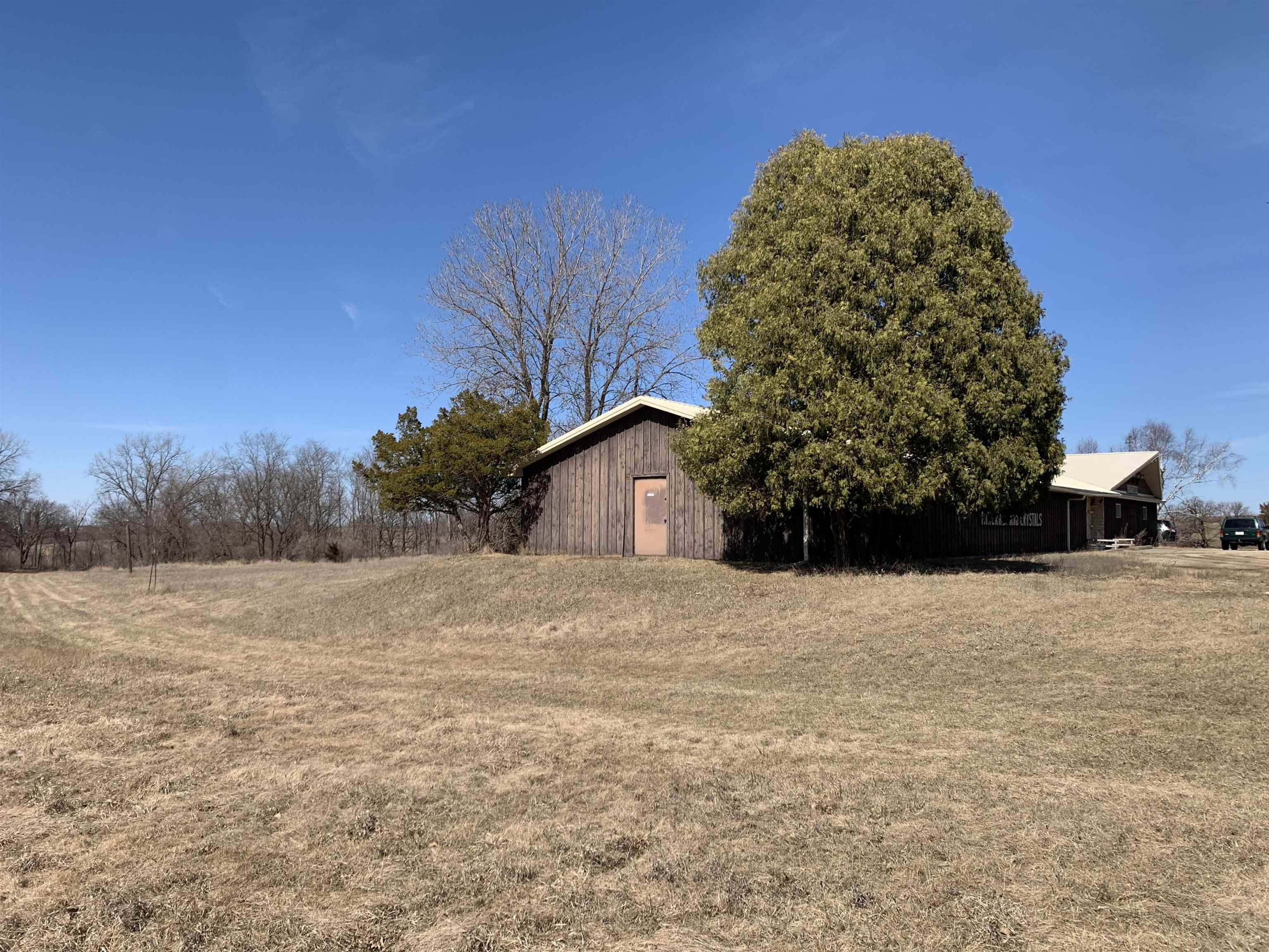 Dodgeville, WI 53533,4228 Highway 23