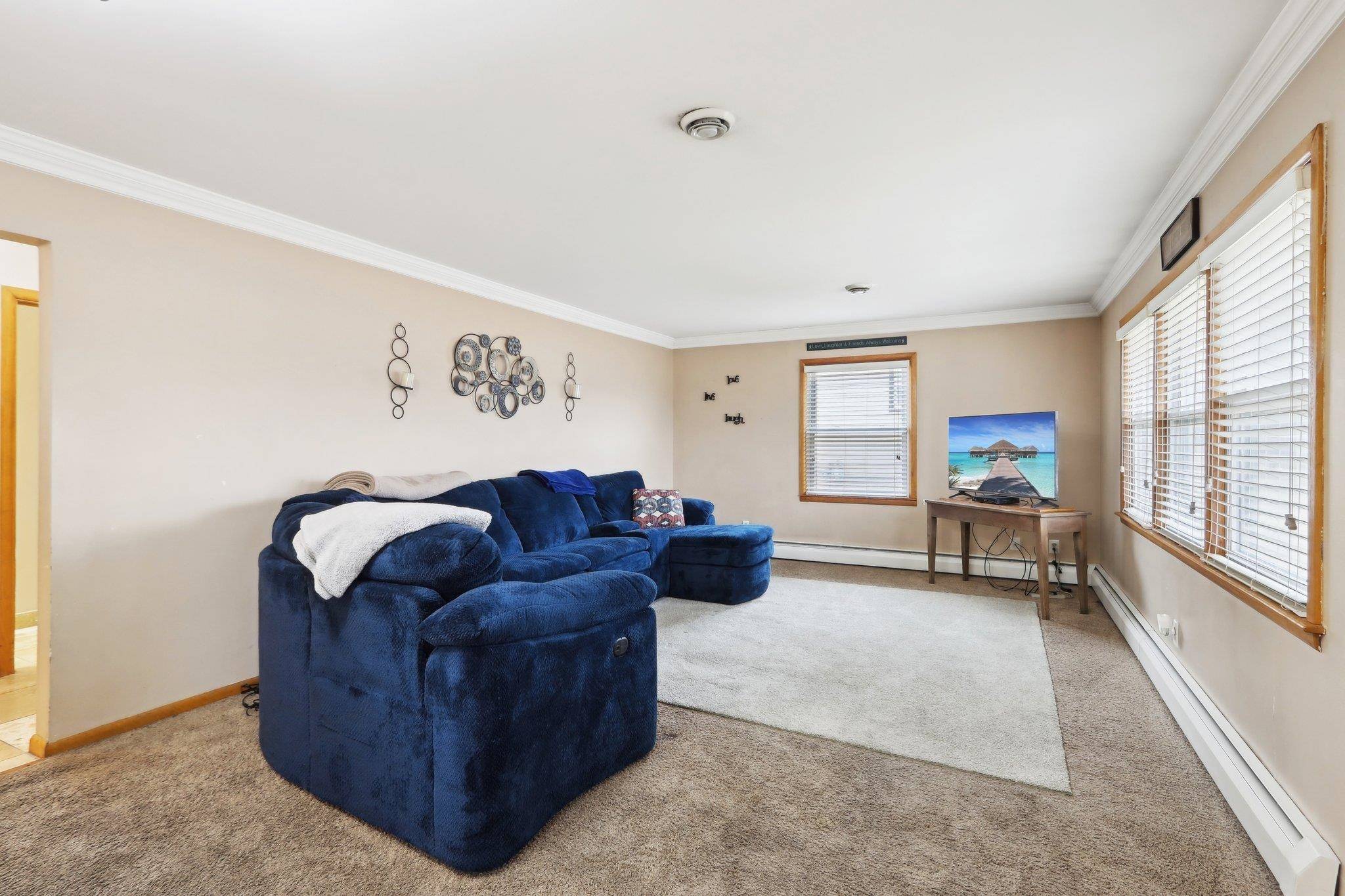 Baraboo, WI 53913,834 6th Street
