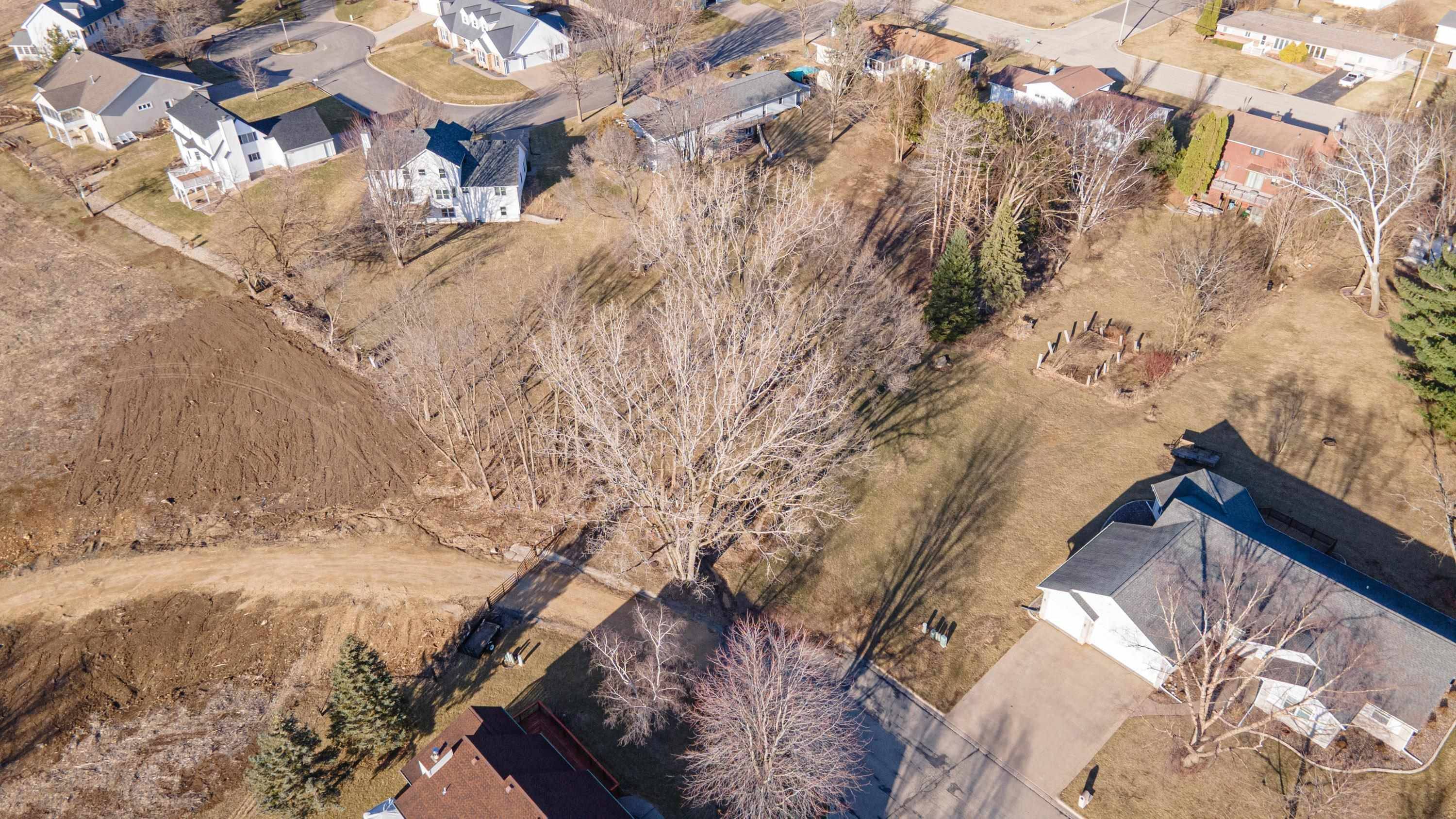 Platteville, WI 53818,945 & 985 Kelly Avenue