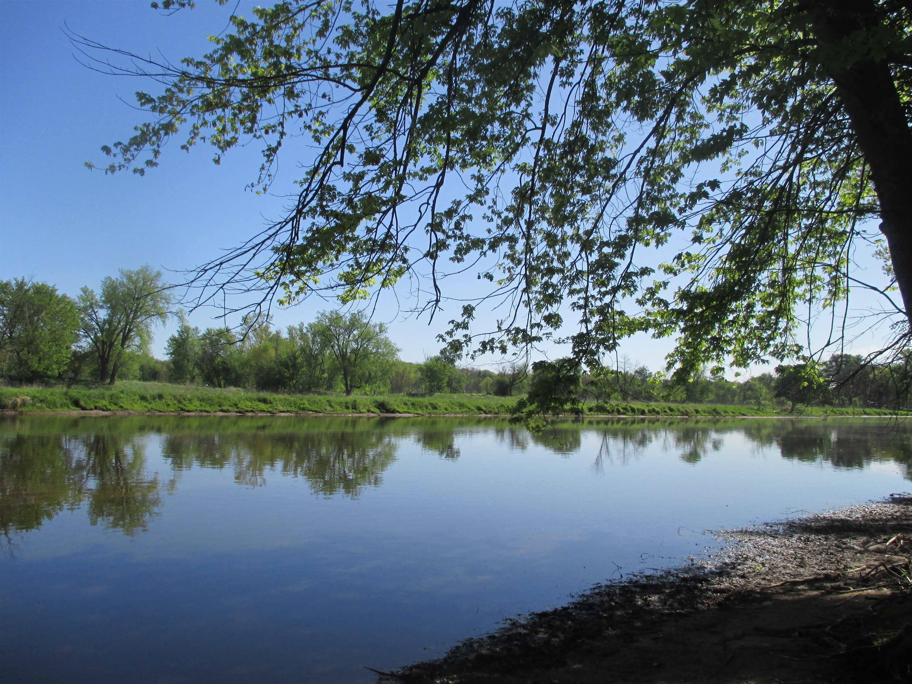 Montello, WI 53949,207 E Water Street
