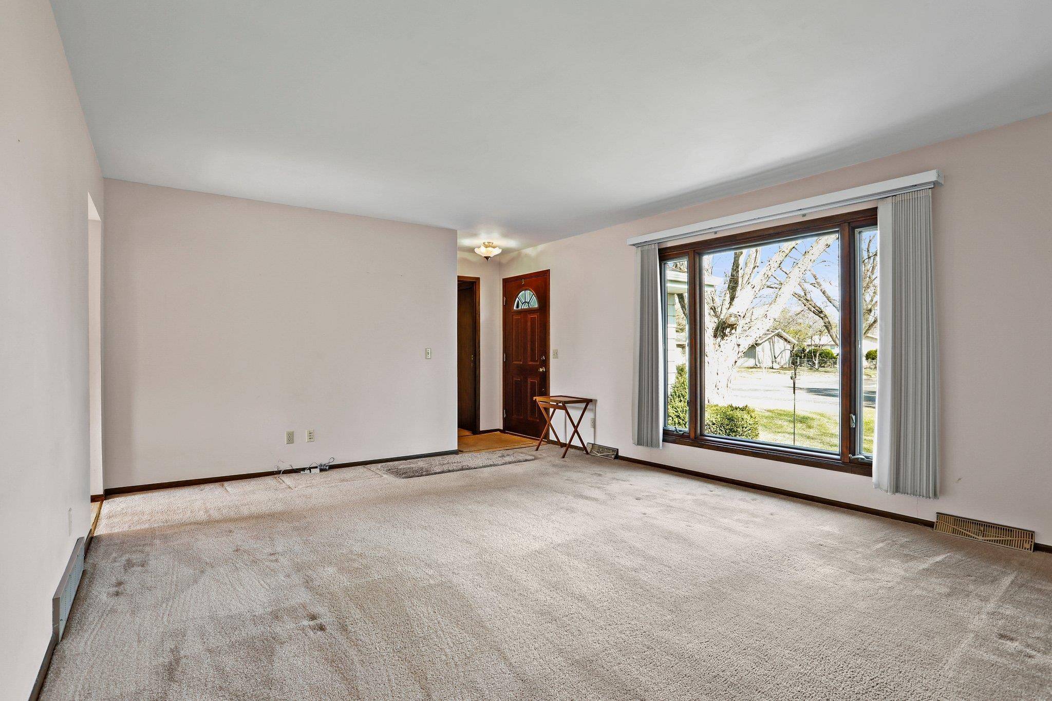Fitchburg, WI 53711,5409 Meadowood Drive