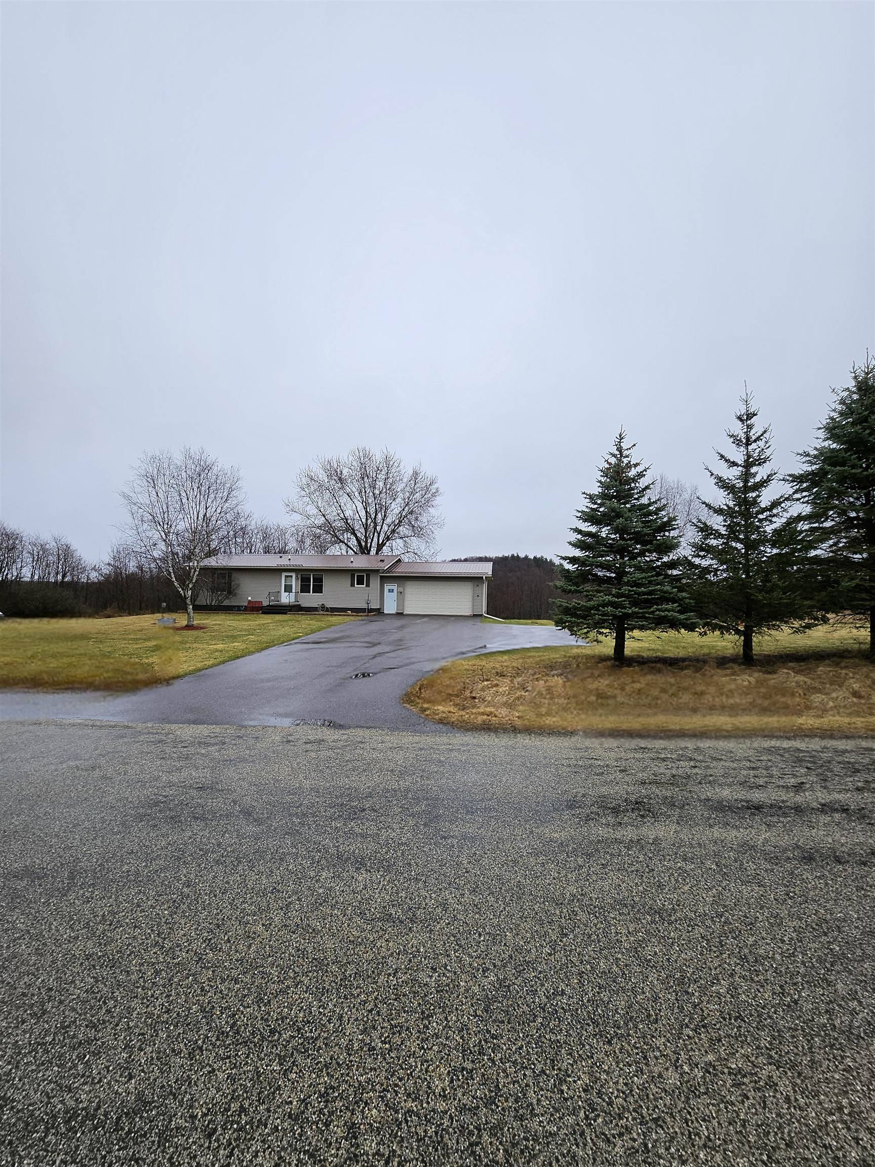 La Valle, WI 53941,S1210 E Dutch Hollow Road