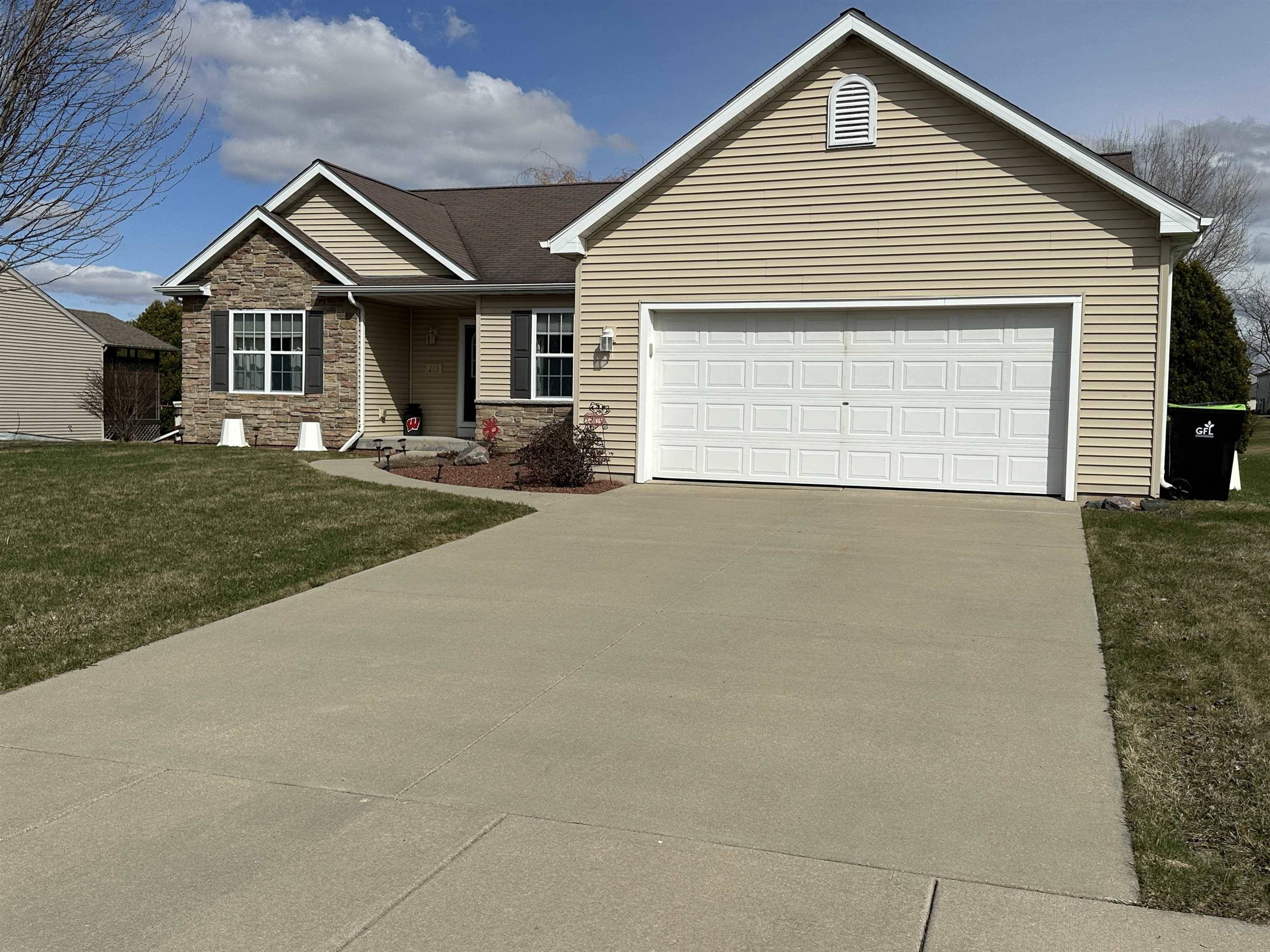 Beaver Dam, WI 53916,203 Prairie View Drive