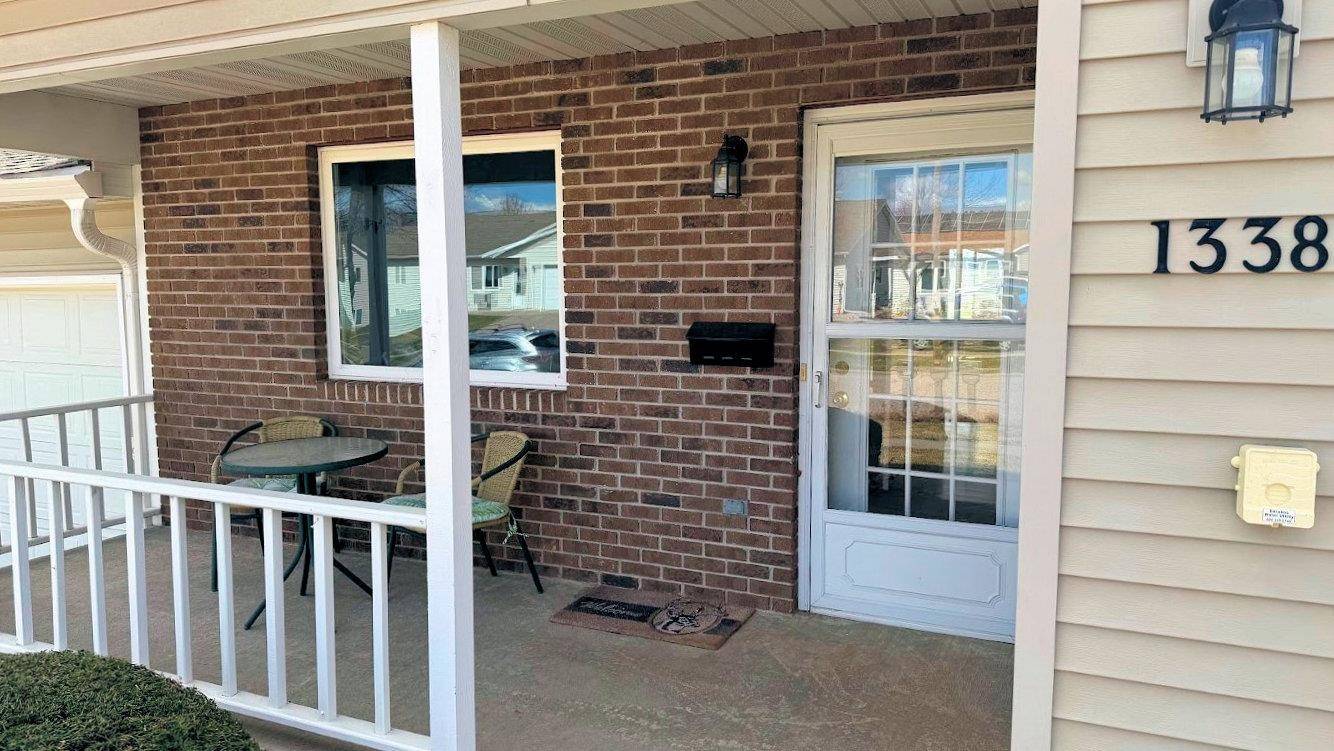 Baraboo, WI 53913,1338 15th Street