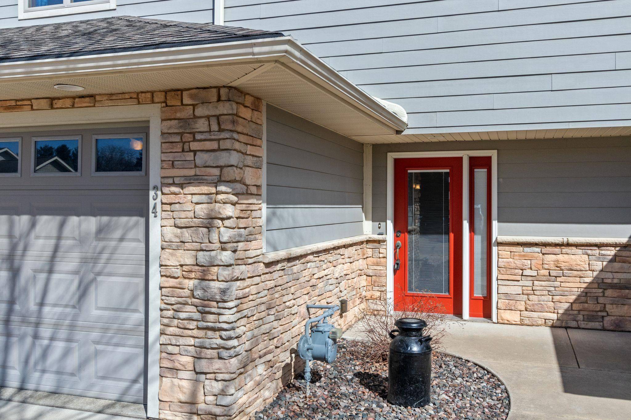 Marquette, WI 53947,178 E Front Street #34