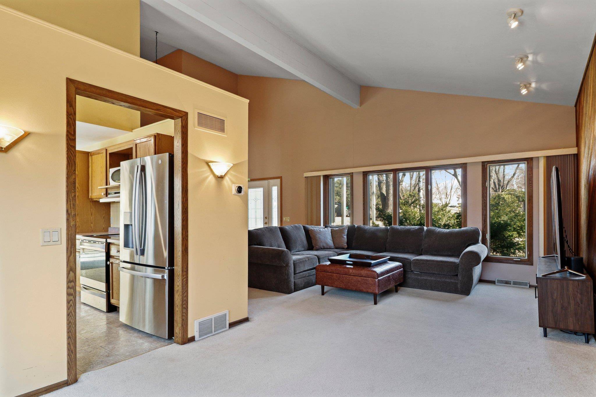 Madison, WI 53711,910 Hathaway Drive