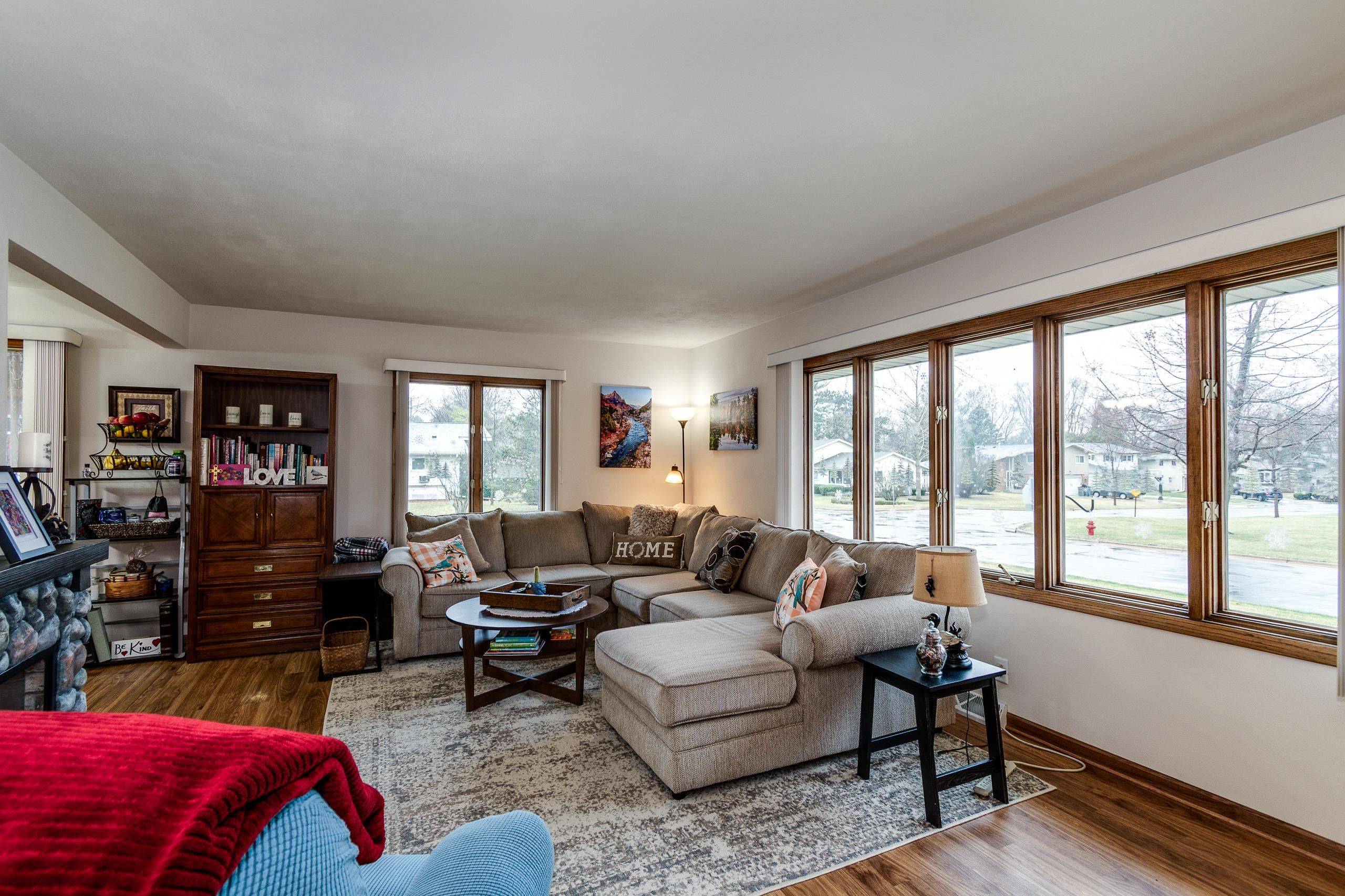 Monona, WI 53716-2728,5112 & 5114 Schofield Street