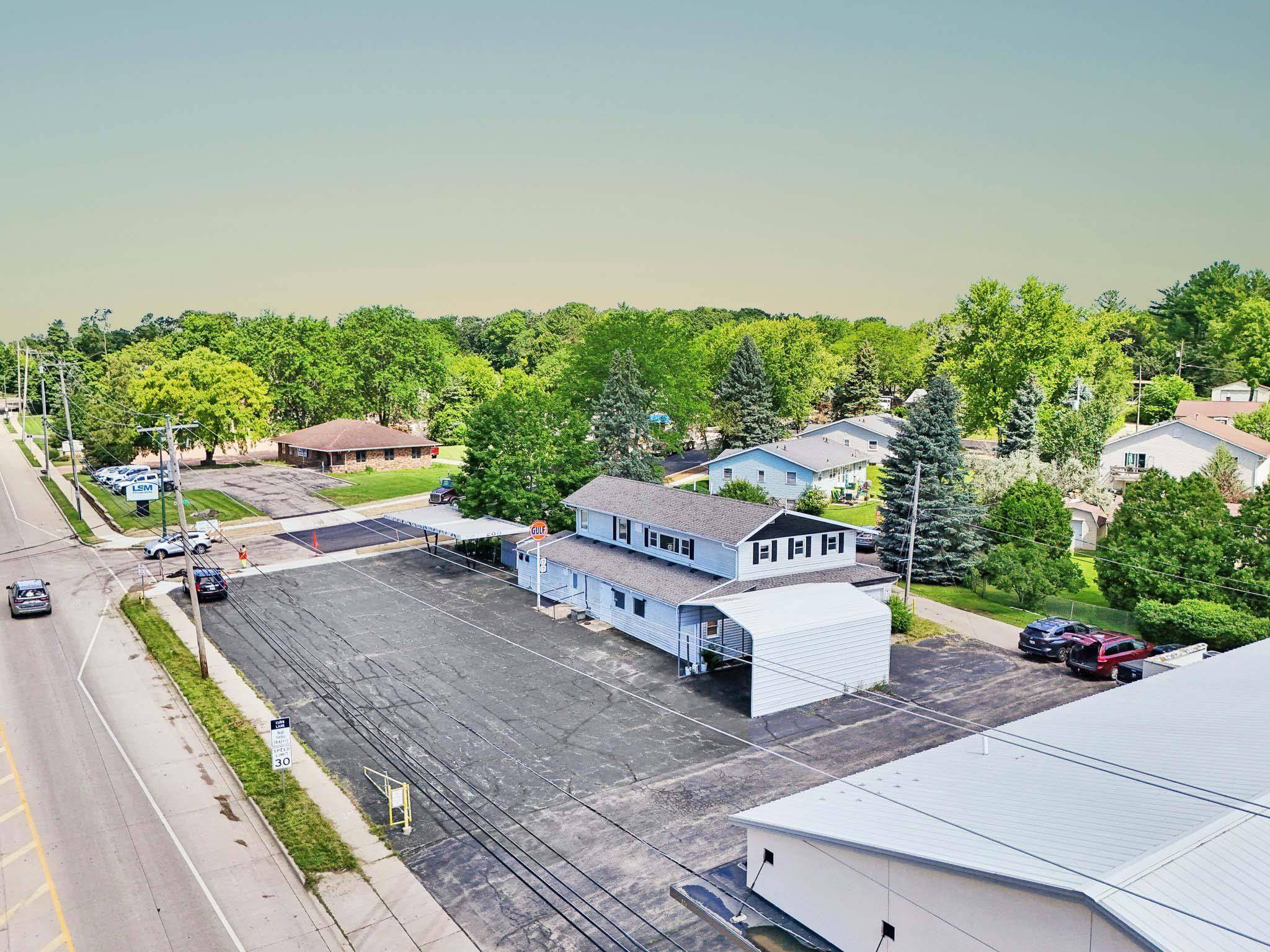 Fort Atkinson, WI 53538,916 Madison Avenue