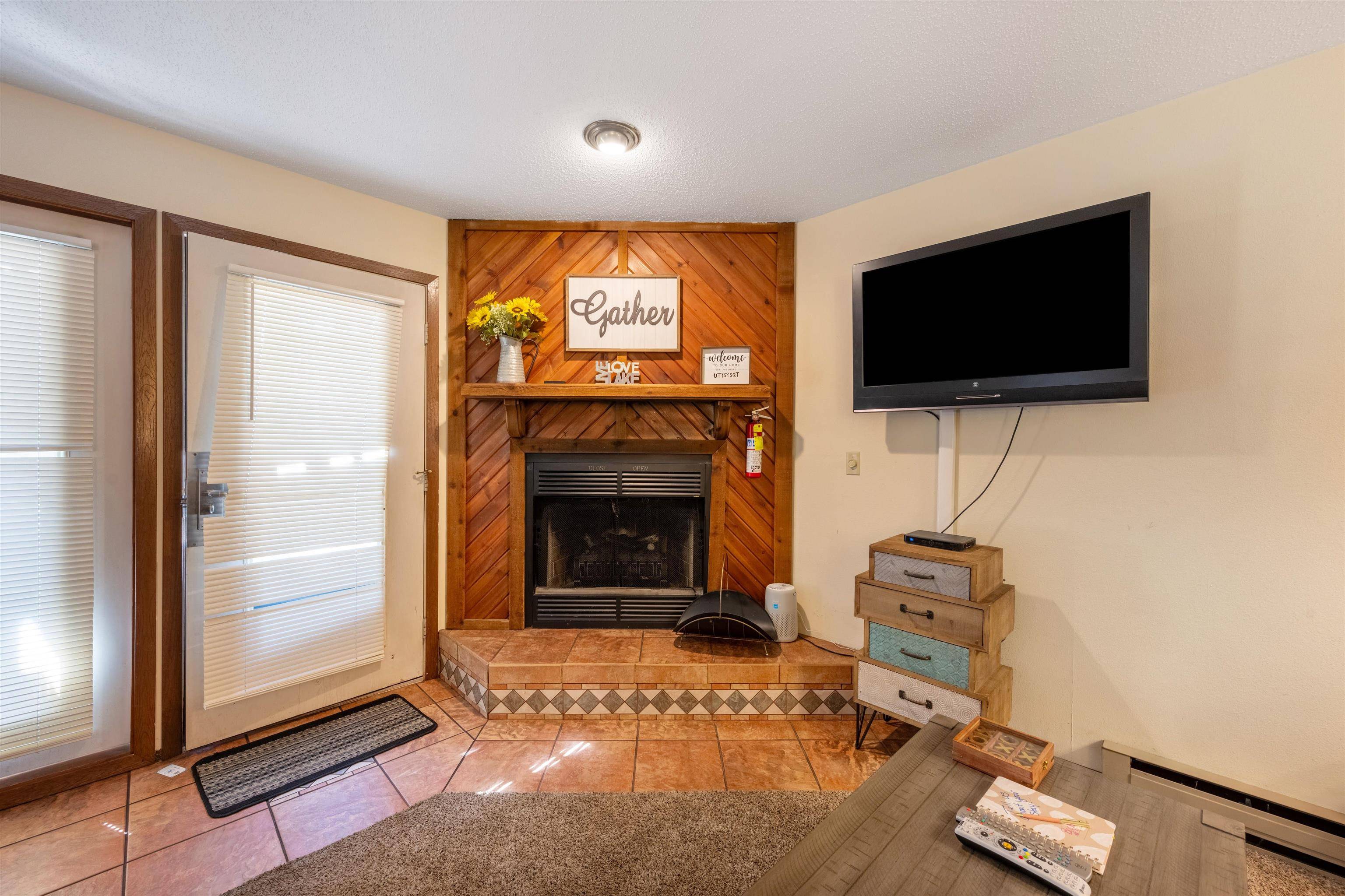 Wisconsin Dells, WI 53965,1093 Canyon Road #403