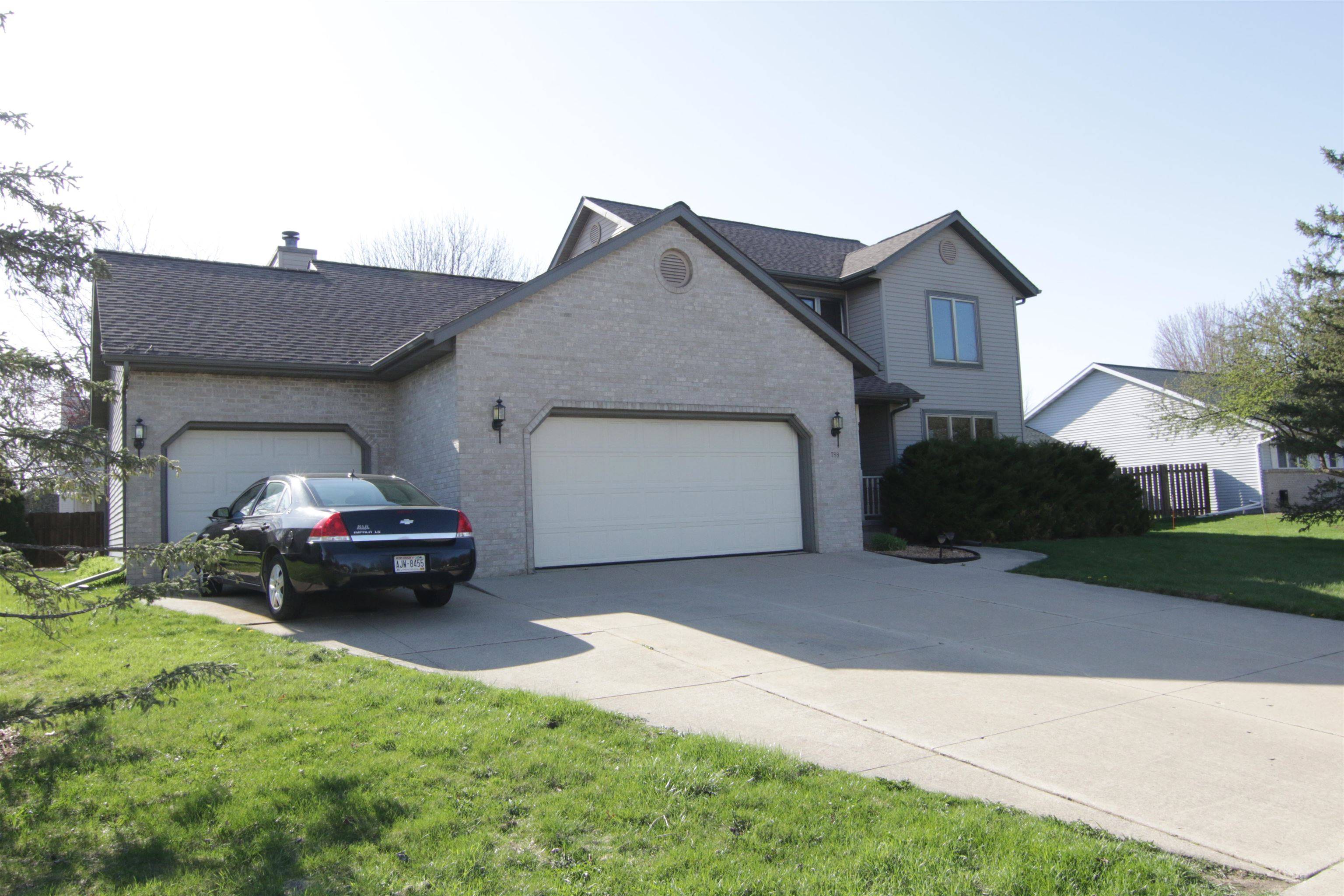 Sun Prairie, WI 53590-1016,788 Broadway Drive