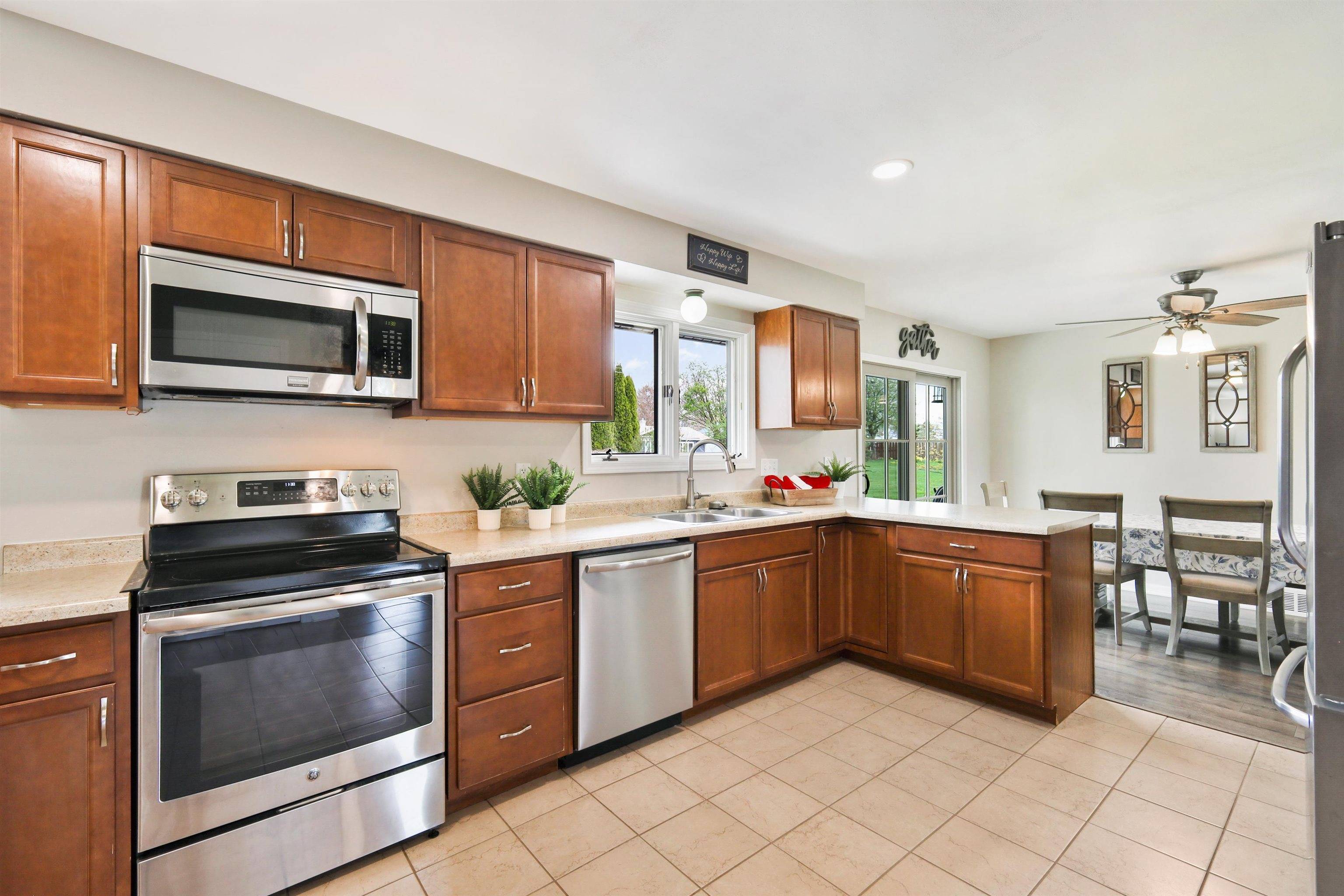 Sun Prairie, WI 53590,308 Hoover Street