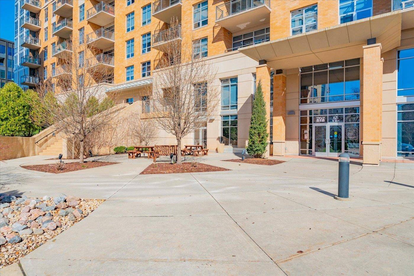 Madison, WI 53705,625 N Segoe Road #202