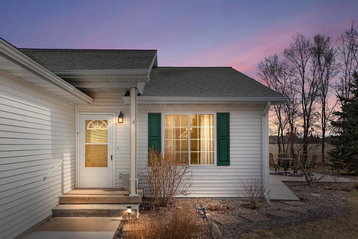 Green Lake, WI 54941,870 Patricia Court #14