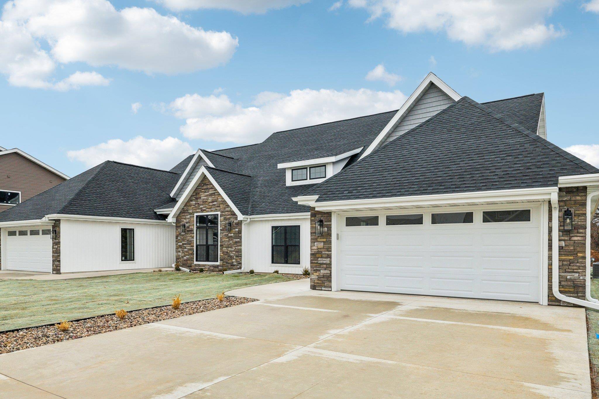 Pardeeville, WI 53954,310 Willow Street