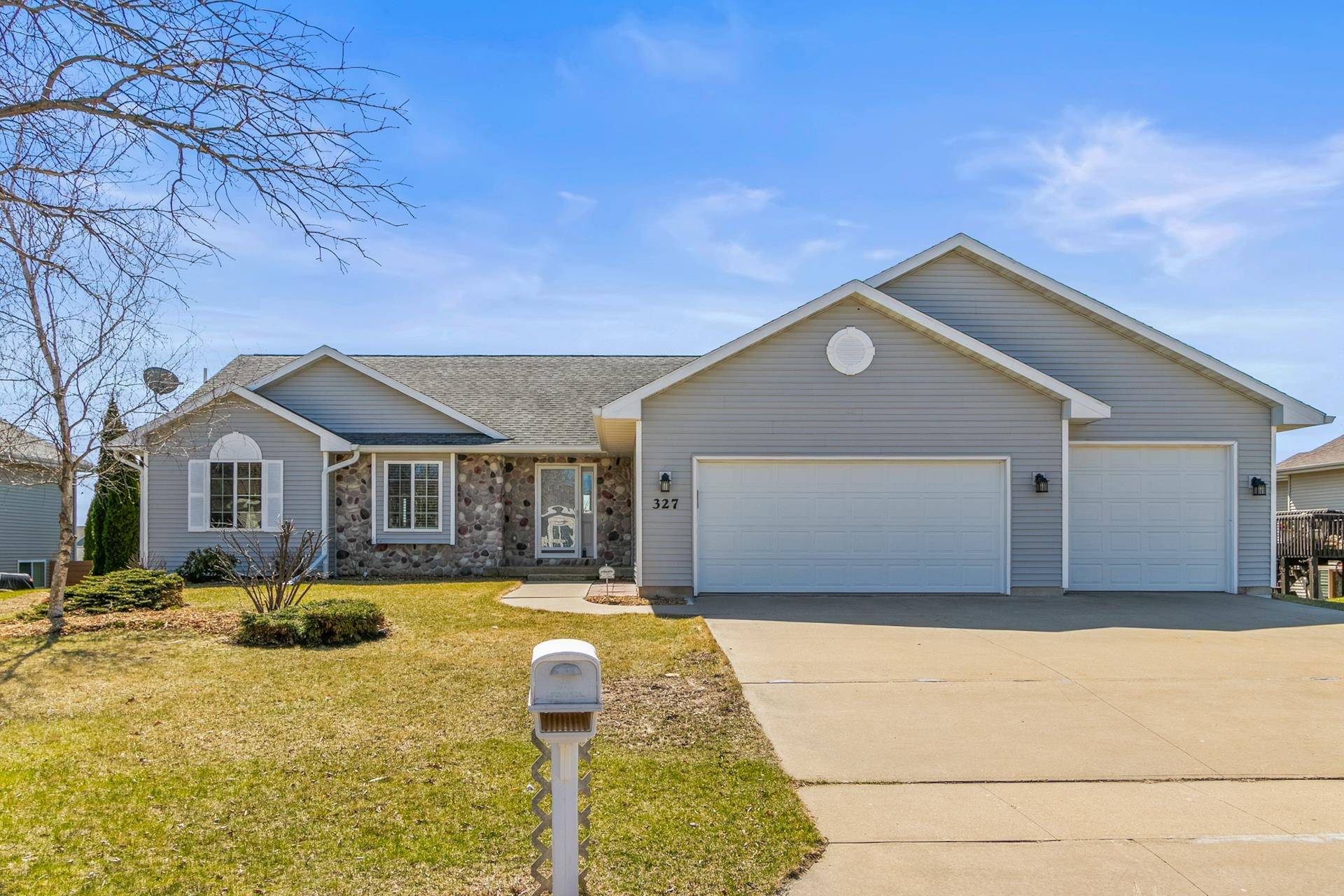 Deforest, WI 53532,327 Country Clover Drive