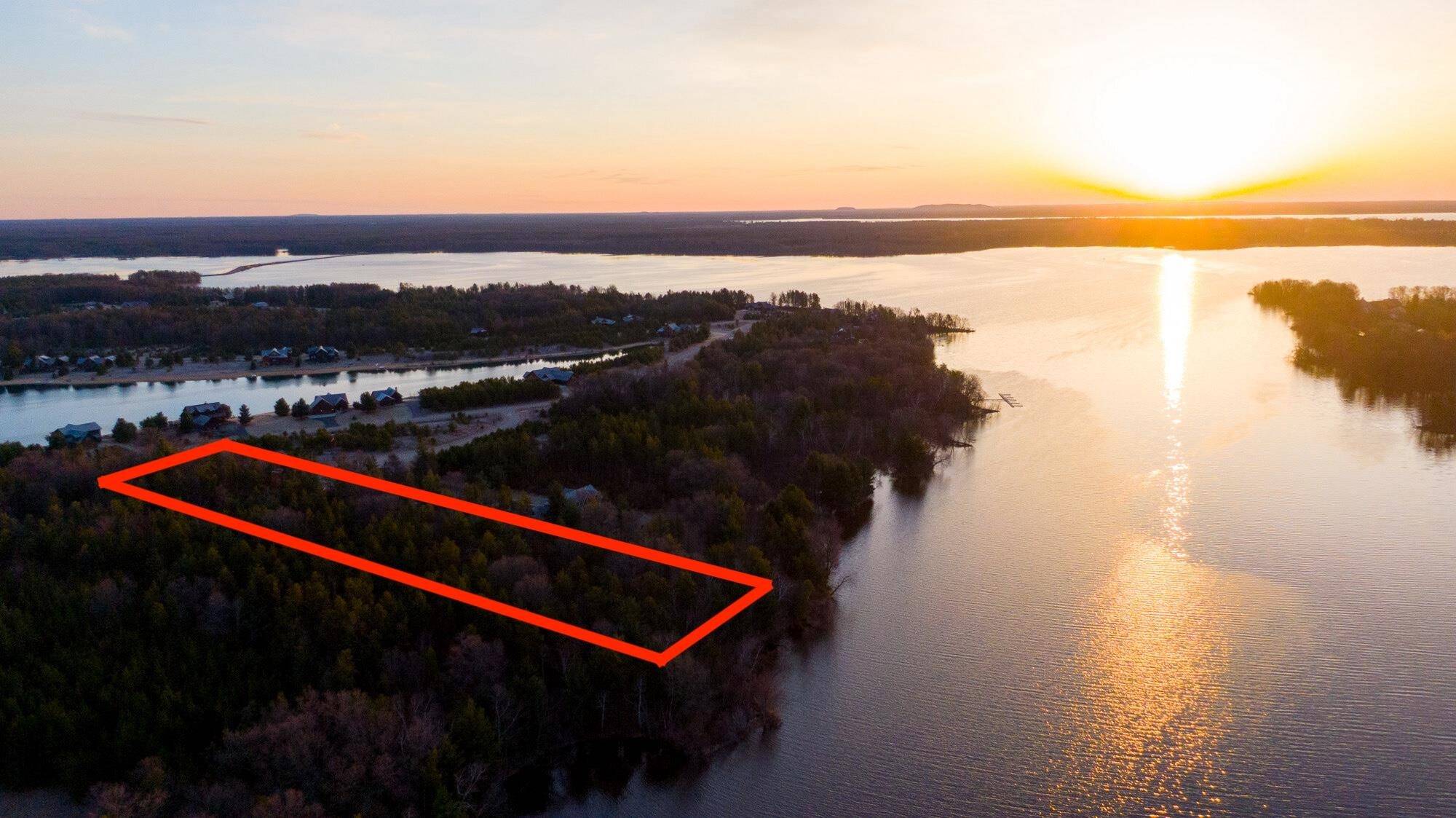 New Lisbon, WI 53950,W5569 North Shore Drive
