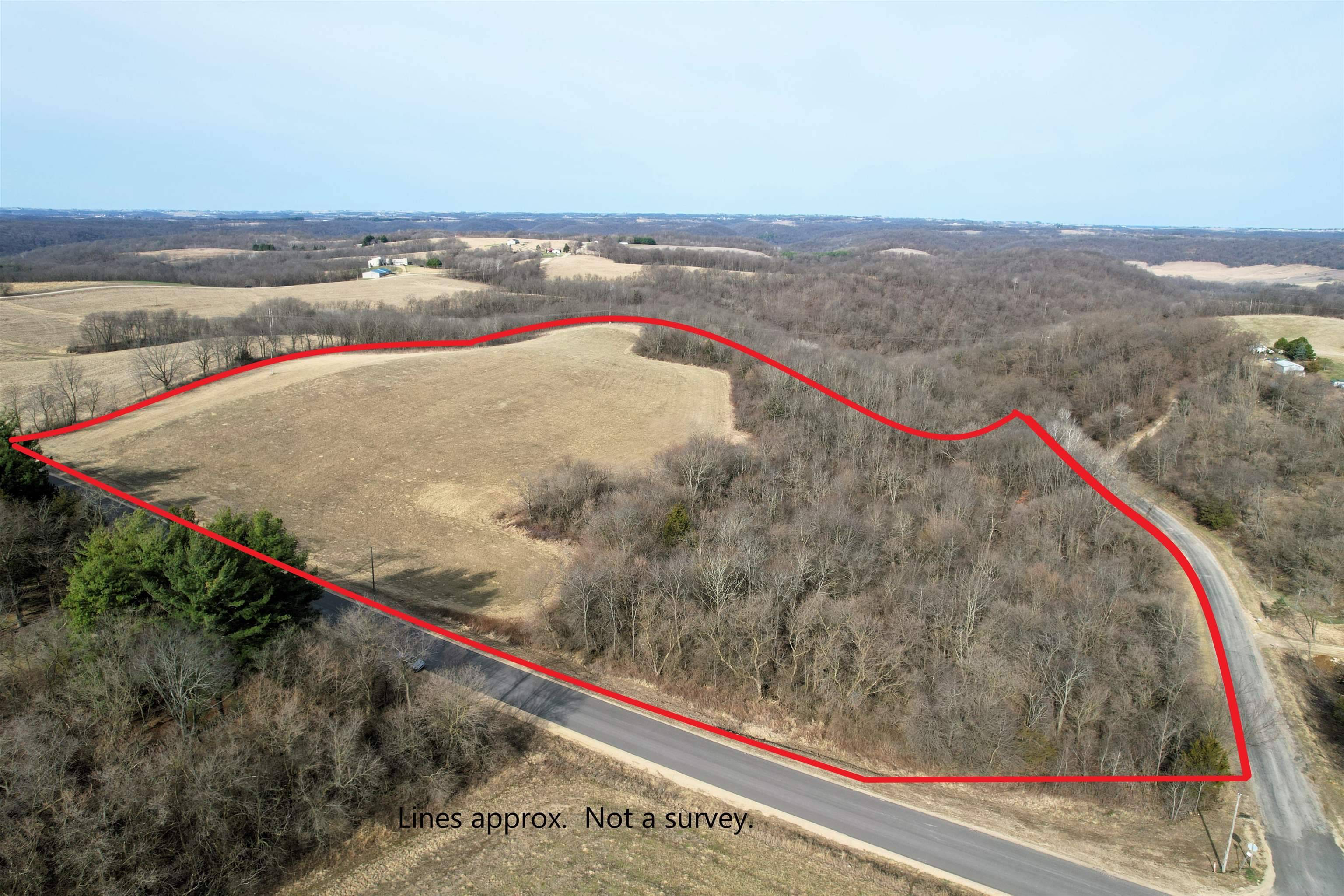 Gays Mills, WI 54631,27.55 ACRES County Road W