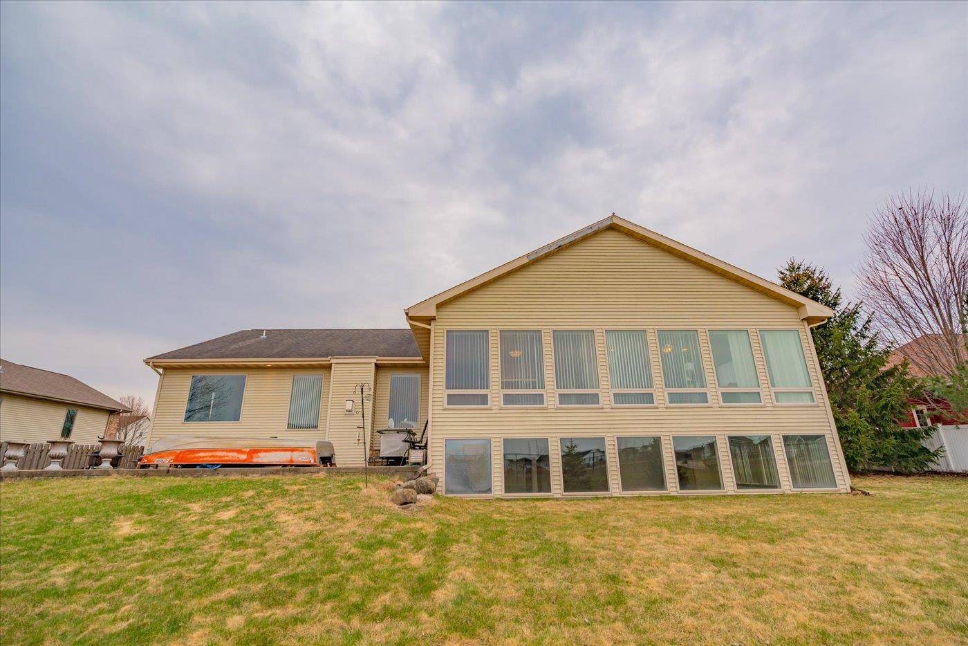 Sun Prairie, WI 53590,2026 Stonehaven Drive