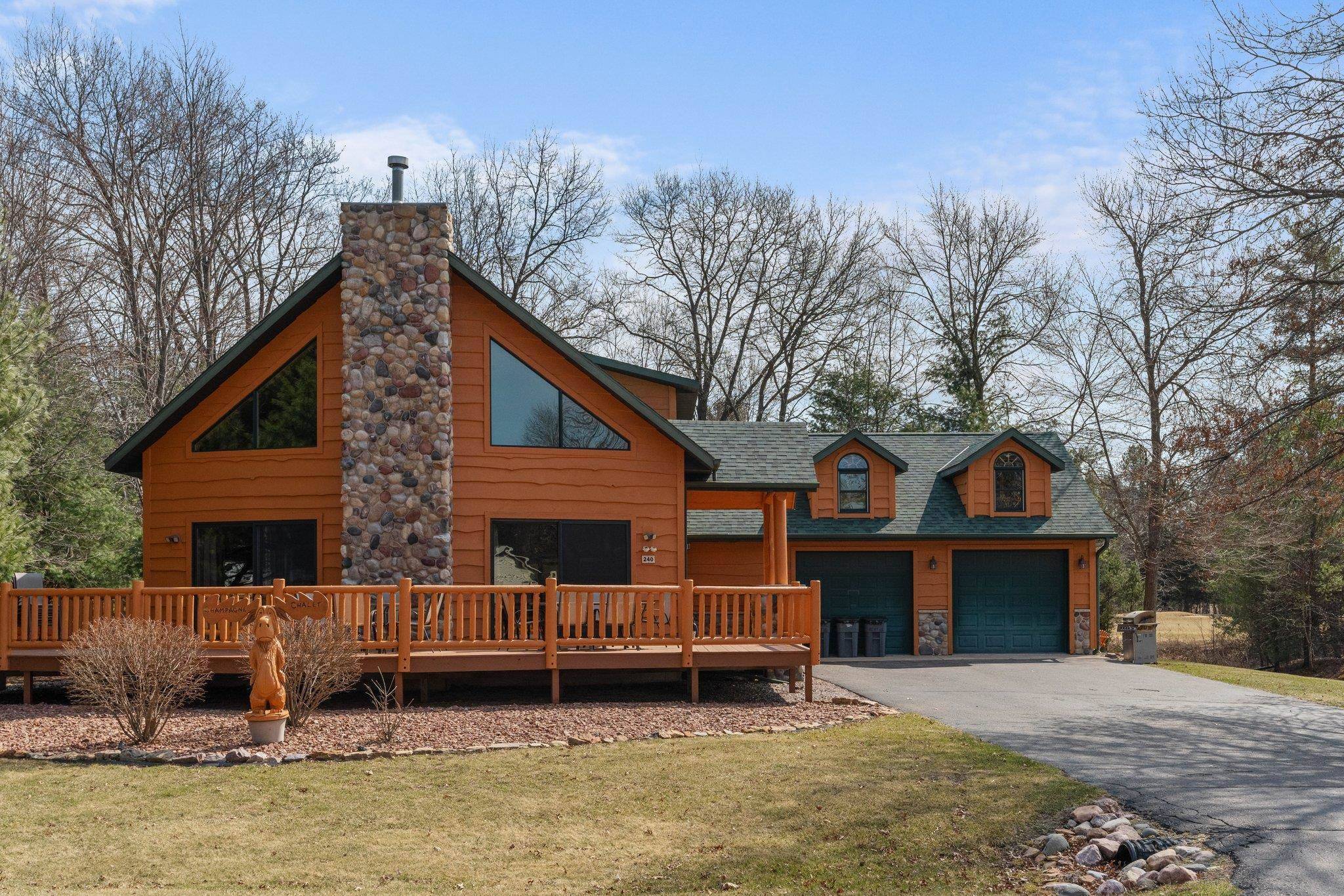 Lake Delton, WI 53965,240 Berry Lane Drive