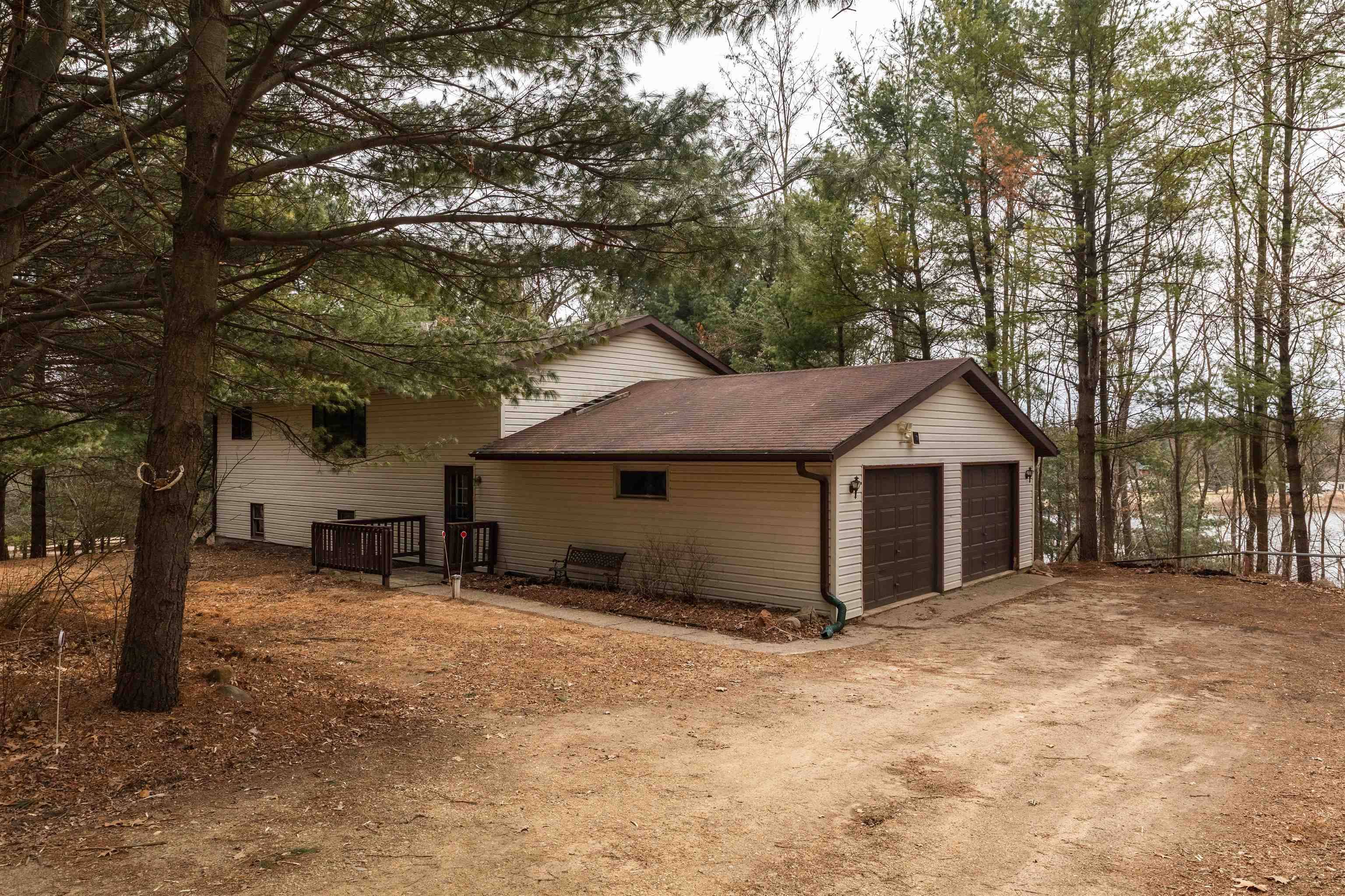 Oxford, WI 53952,343 Ember Court