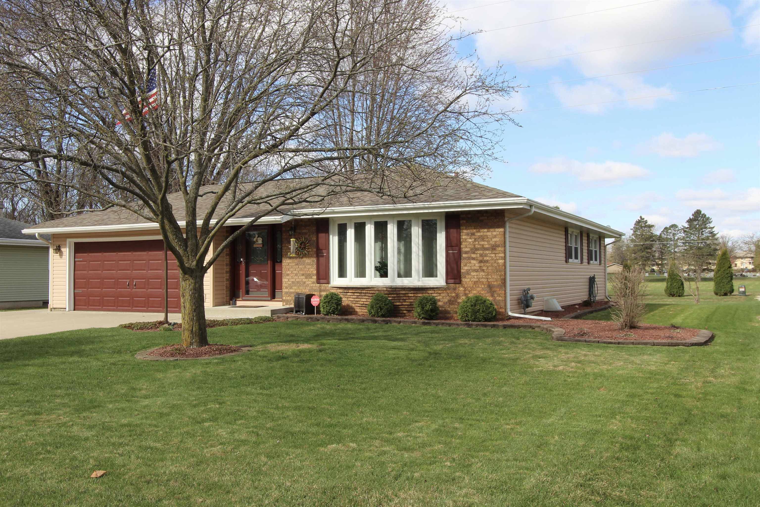 Beloit, WI 53511,1998 Bootmaker Drive
