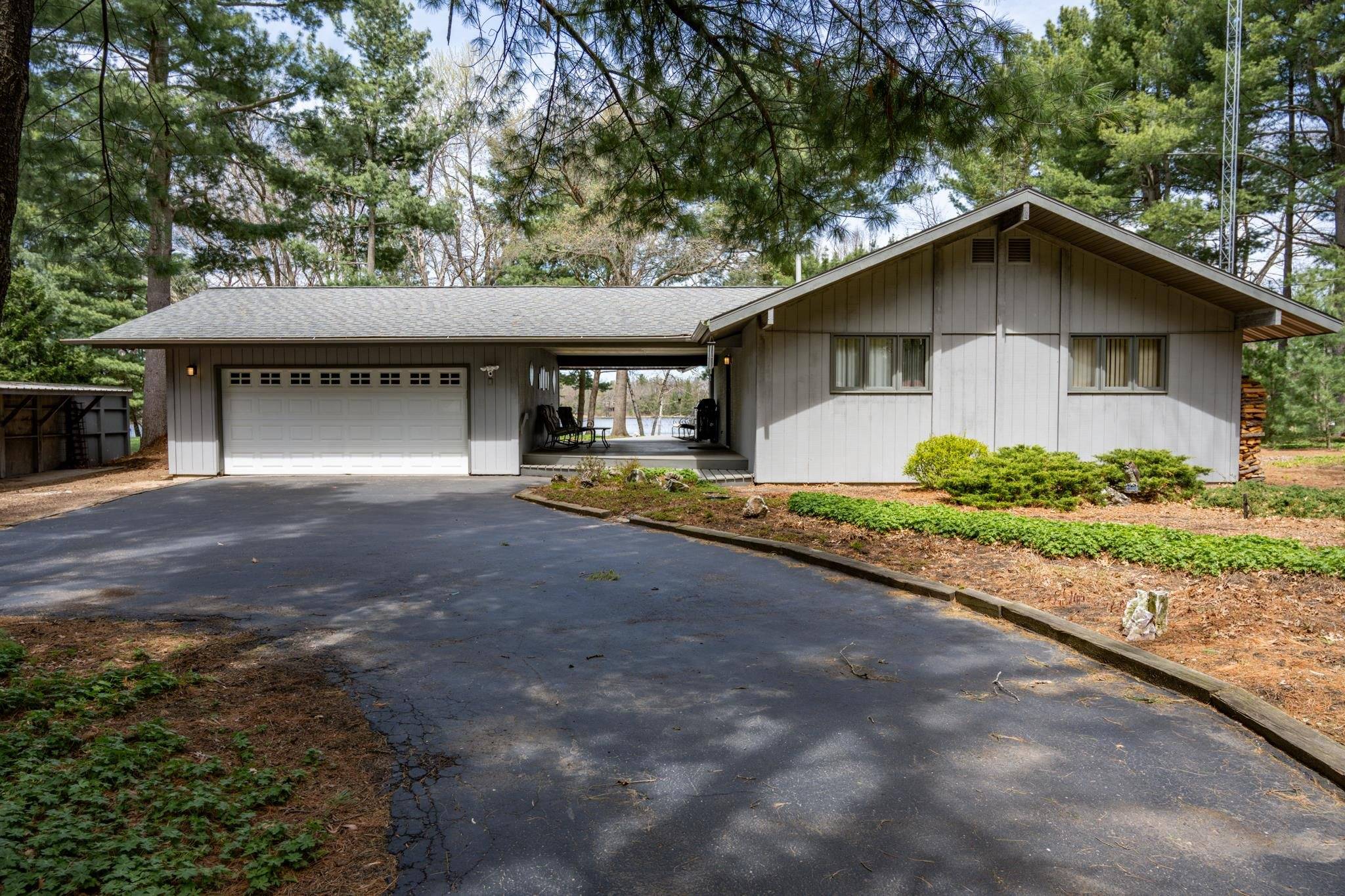 New Lisbon, WI 53950,W5690 Cherokee Lane