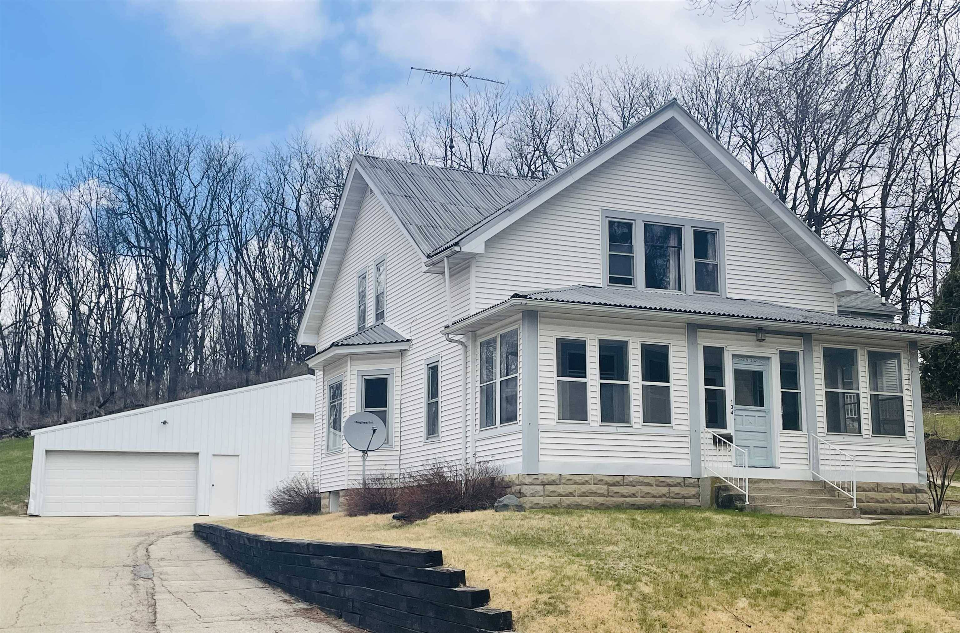 Darlington, WI 53530,134 Hill Street