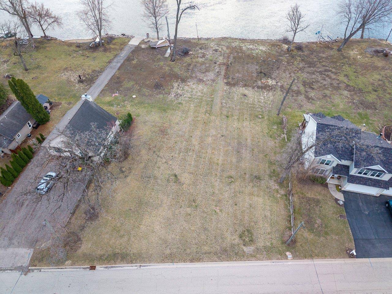 Machesney Park, IL 61115,99xx Queen Oaks Drive