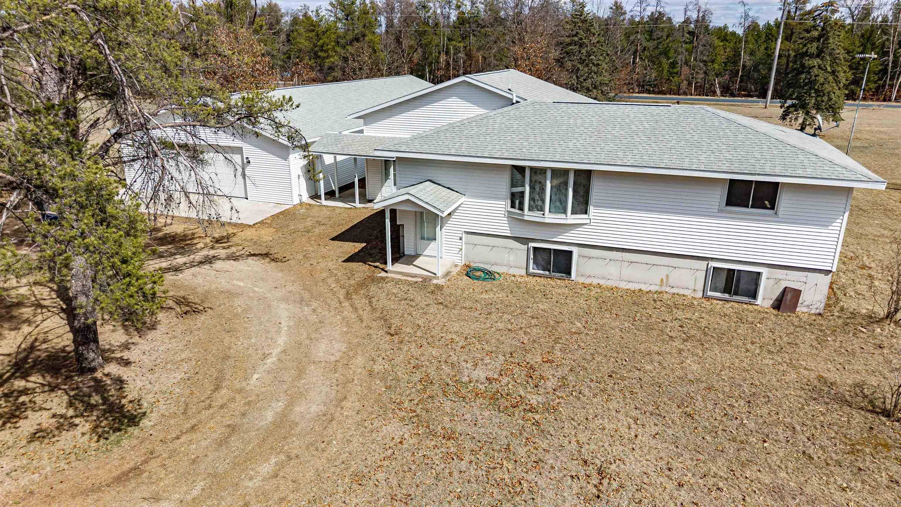 Necedah, WI 54646,N10368 Queens Way Way