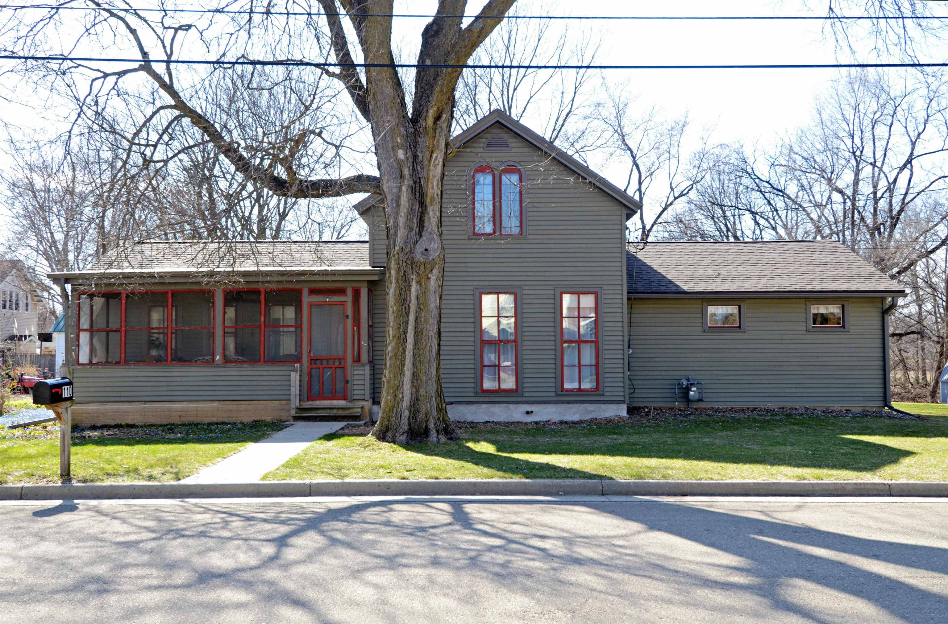 Mazomanie, WI 53560,110 Bridge Street