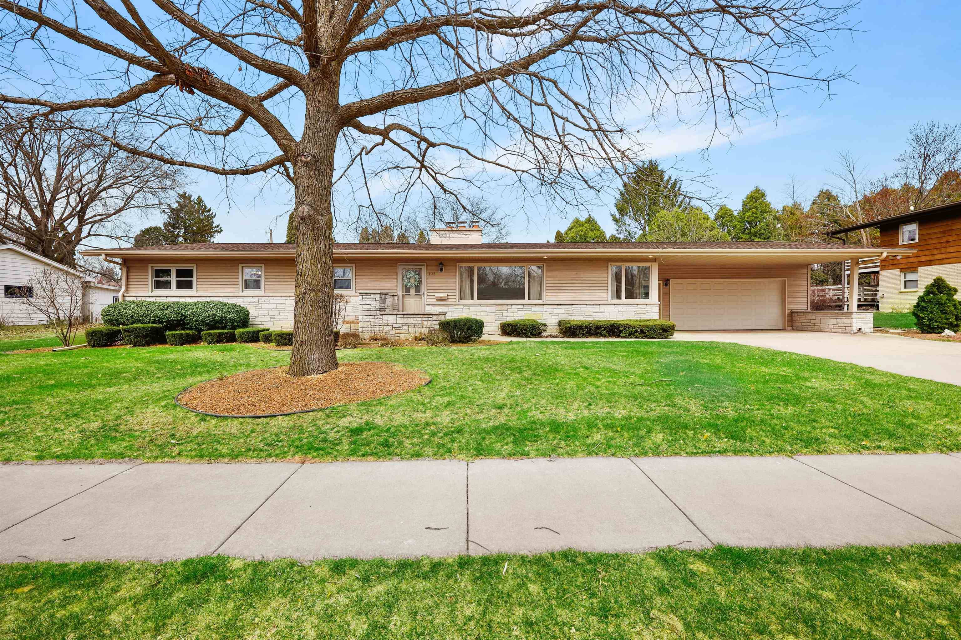 Sun Prairie, WI 53590,108 W Goodland Street