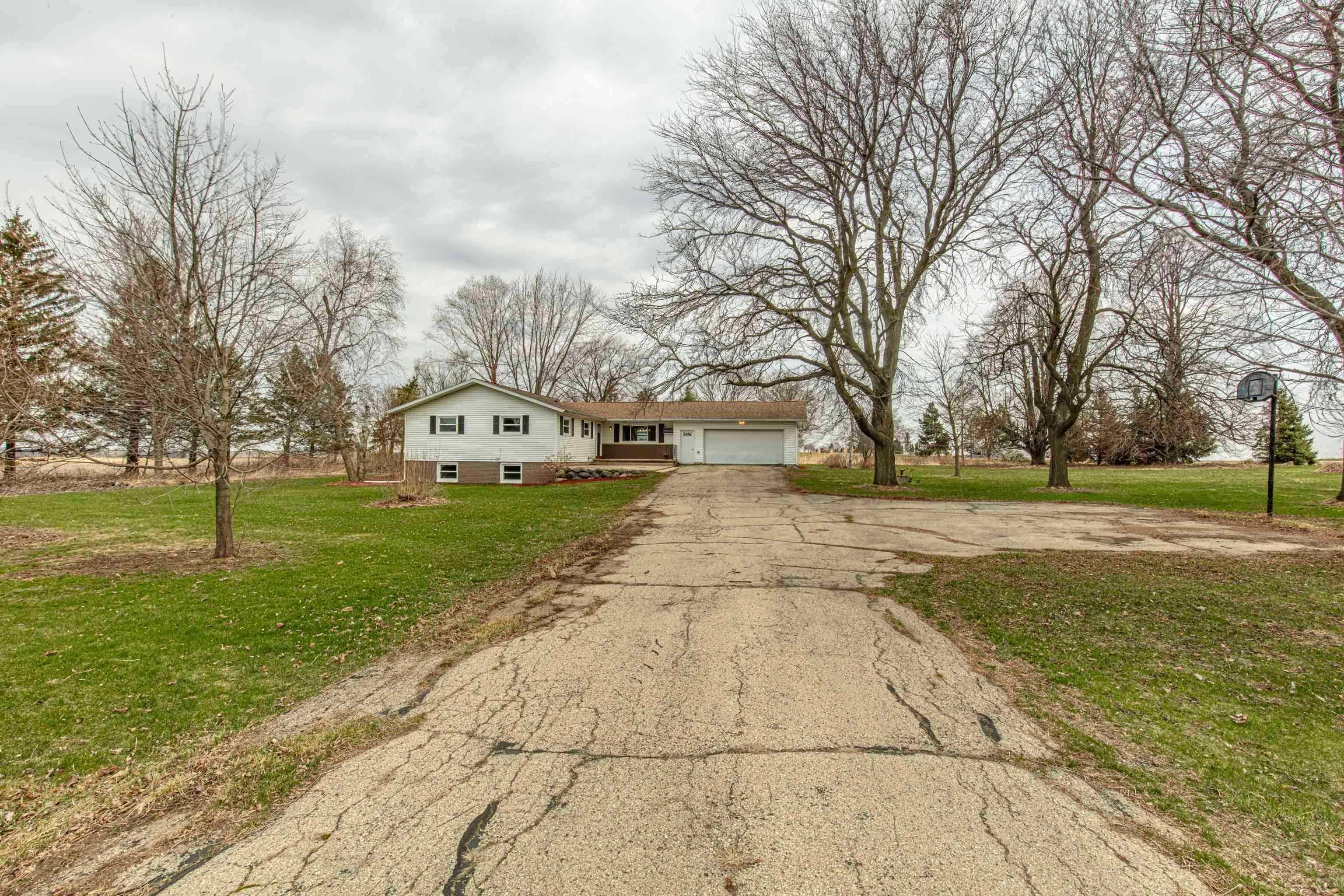 Arlington, WI 53911,W6510 Kampen Road