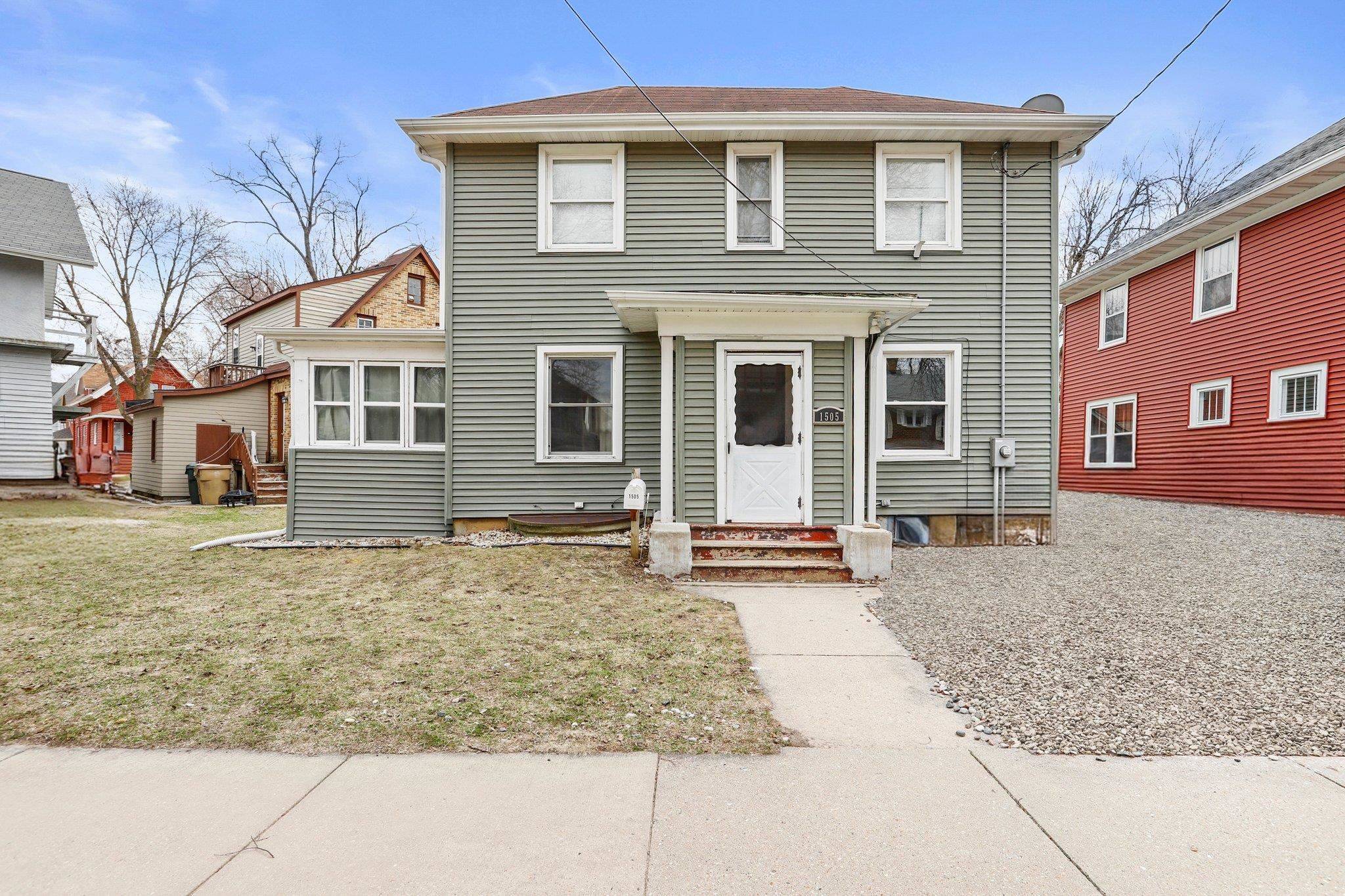 house_img