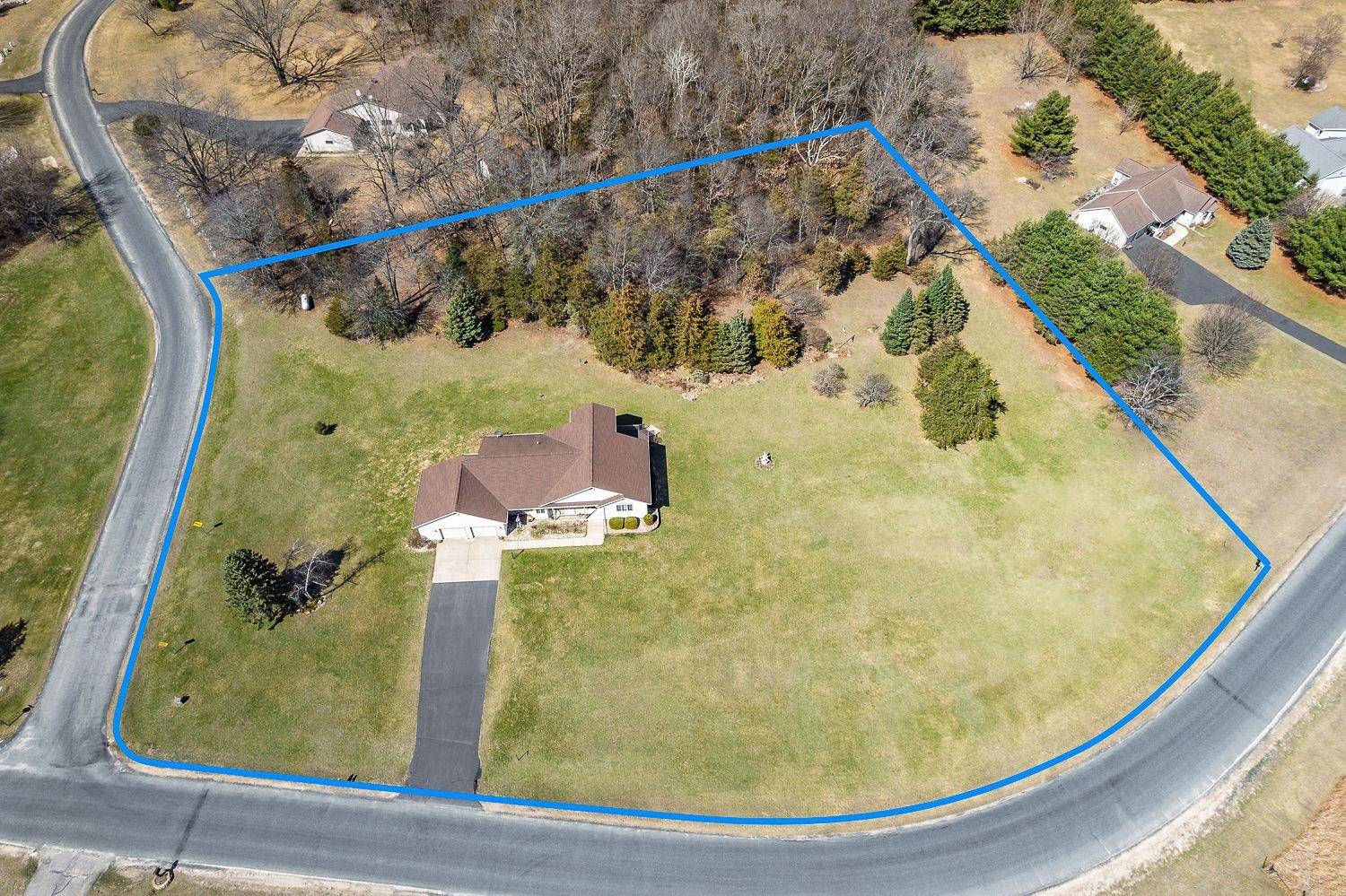Baraboo, WI 53913,E12060 Bent Tree Drive