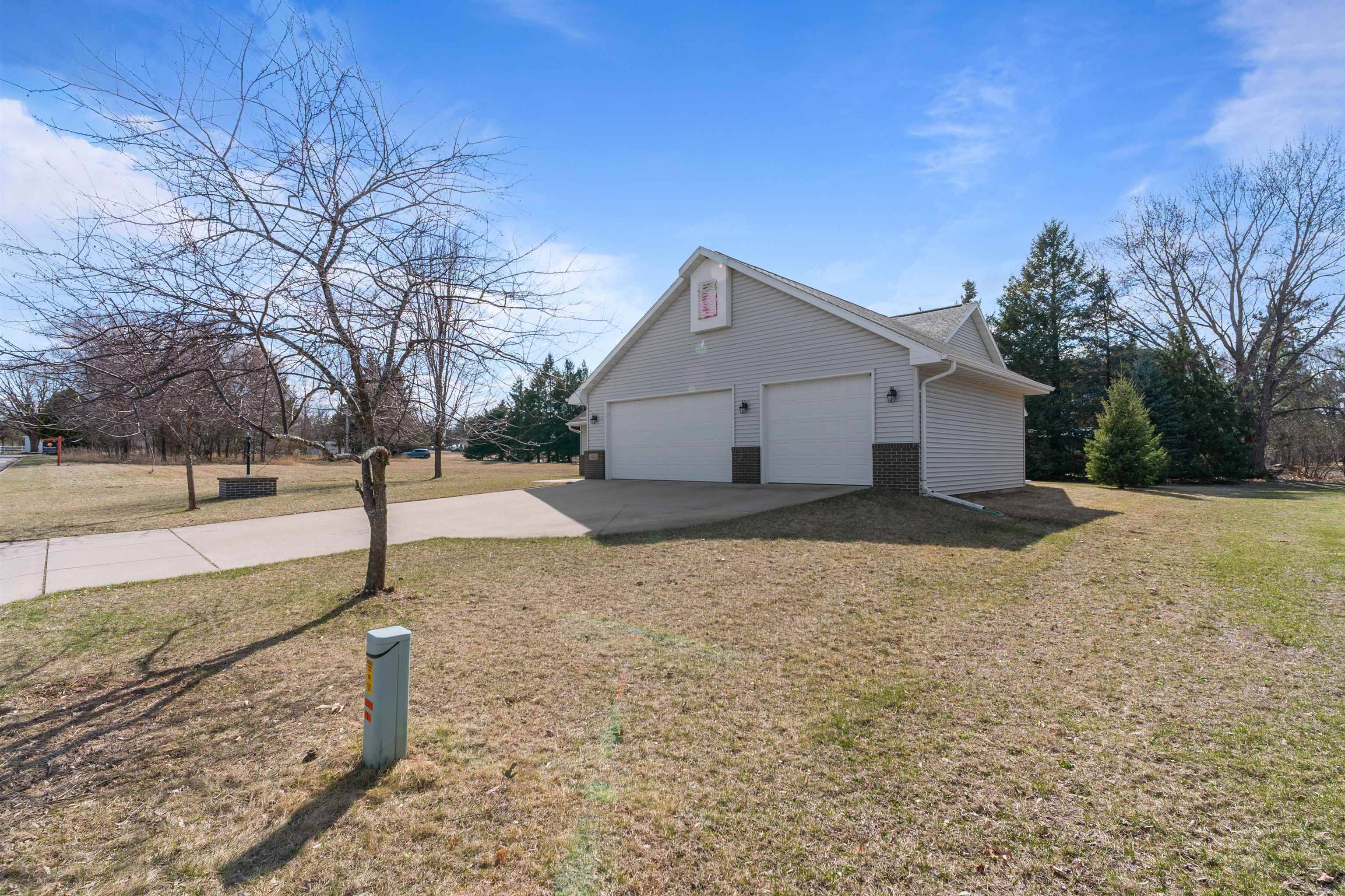 Berlin, WI 54923,621 Voyagers Trail
