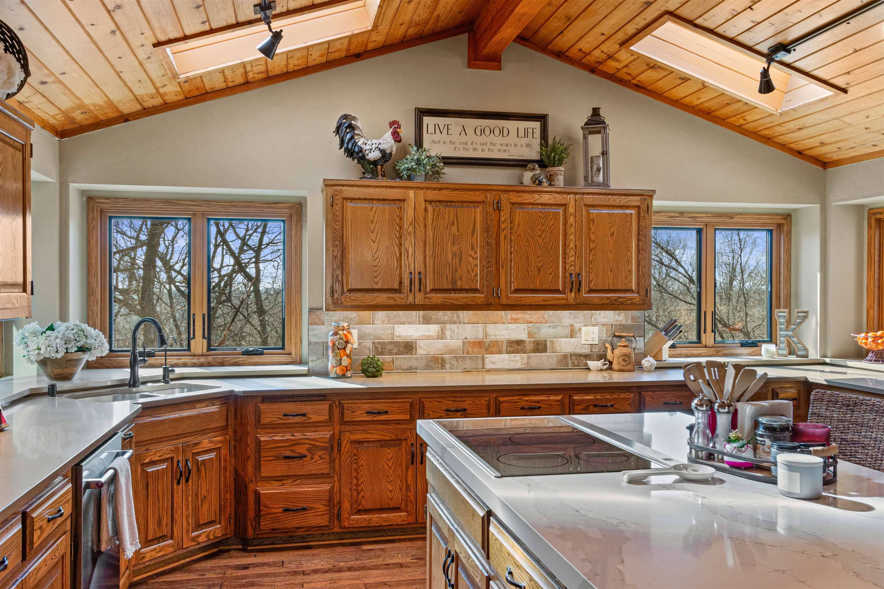 Middleton, WI 53562,4886 Foxfire Trail